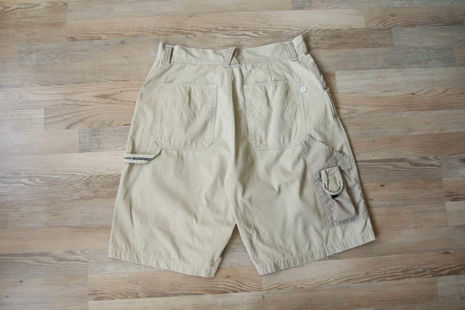 Nike Vintage 90s Nike ACG Cargo Shorts Beige y2k M 32 Size US 32 / EU 48 - 1 Thumbnail