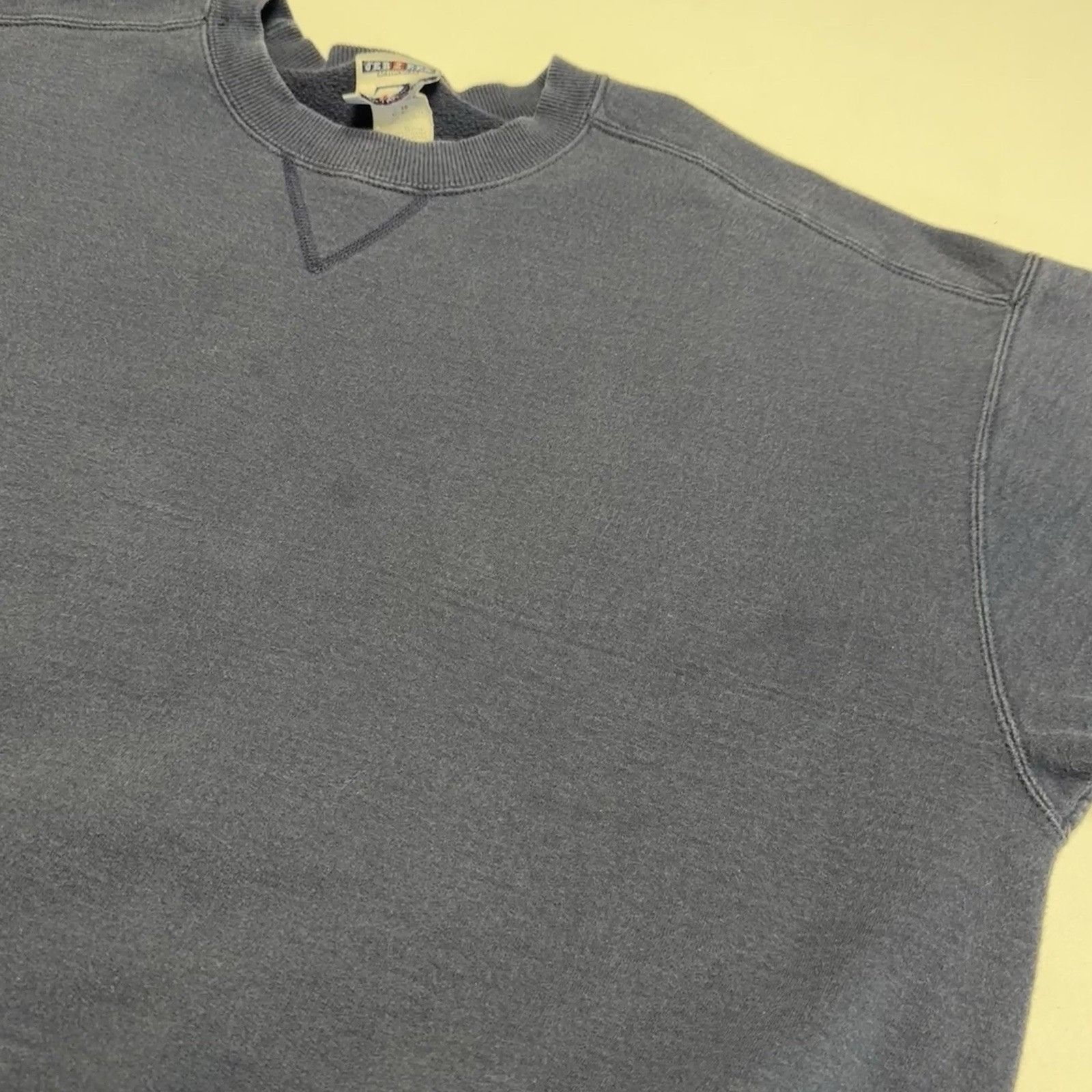 Jerzees Vintage Single V Crew Neck Sweatshirt Mens XL 25.5x27 Blue Size US XL / EU 56 / 4 - 4 Thumbnail