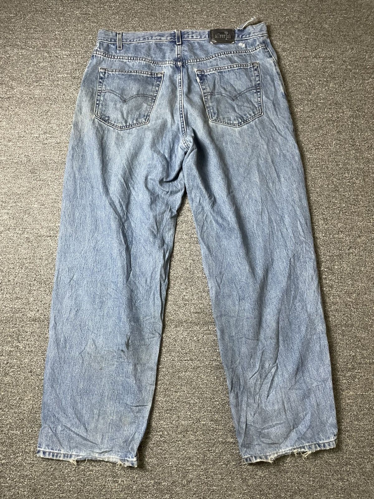 Levi's × Vintage LEVIS SilverTab Baggy Jeans (106) Size US 39 - 10 Thumbnail