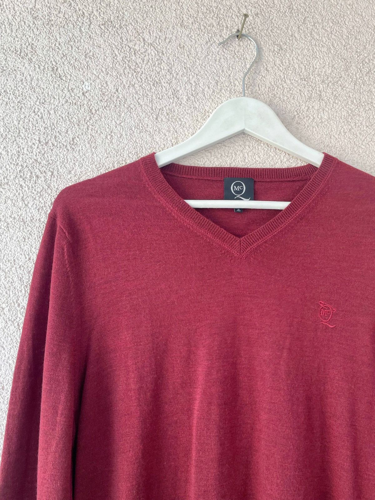 Alexander McQueen Men's Wool v-neck Sweater Alexander McQueen Size L Burgundy Size US L / EU 52-54 / 3 - 2 Thumbnail