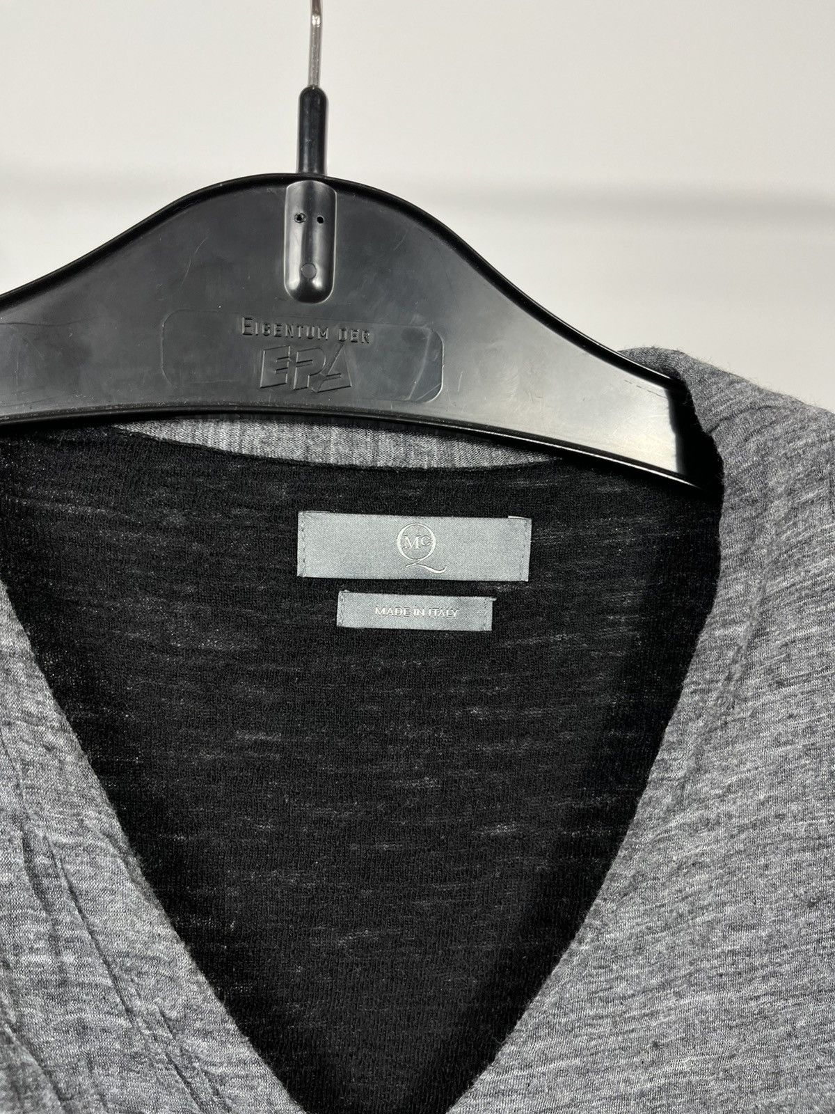 Alexander McQueen MCQ Alexander McQueen Asymmetrical Wrap Top Gray Size L / US 10 / IT 46 - 4 Thumbnail