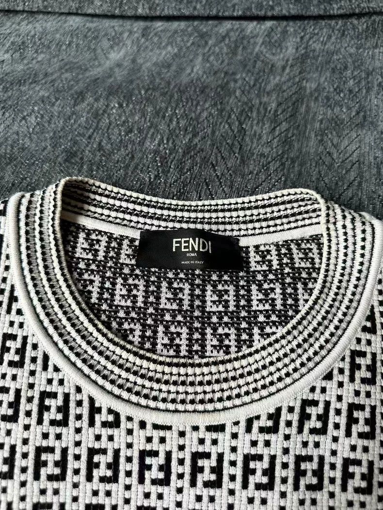 Fendi Fendi Full-print knitted sweater Size US M / EU 48-50 / 2 - 3 Thumbnail