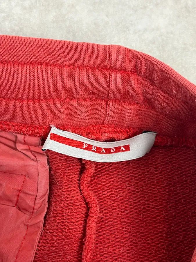 Prada 2000s Prada Red Zip-Pocket Jogger Pants Size 26" / US 2 / IT 38 - 9 Thumbnail