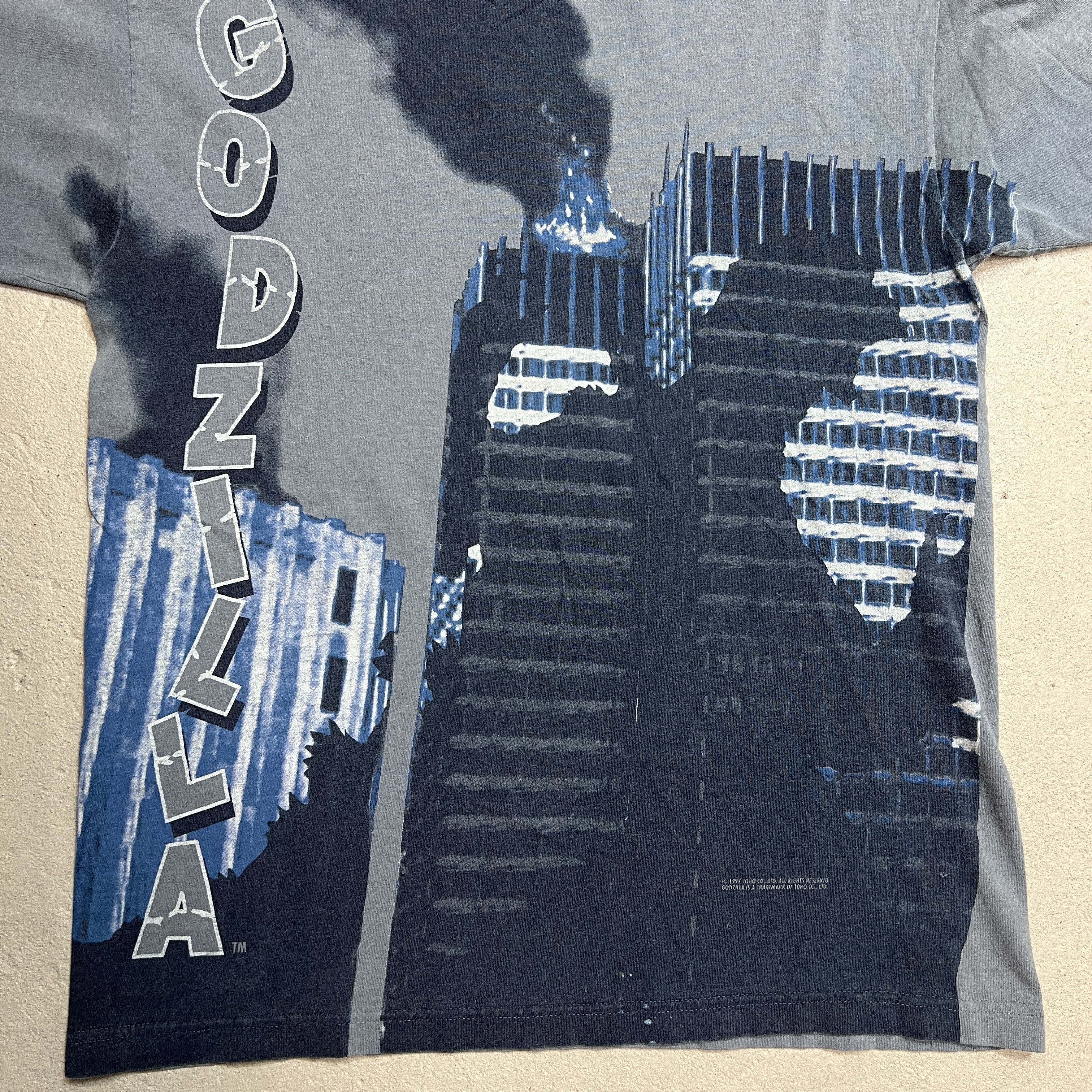 Vintage Vintage Godzilla 1997 Promo Rare Murina Tag Tee VTG Size US L / EU 52-54 / 3 - 2 Thumbnail