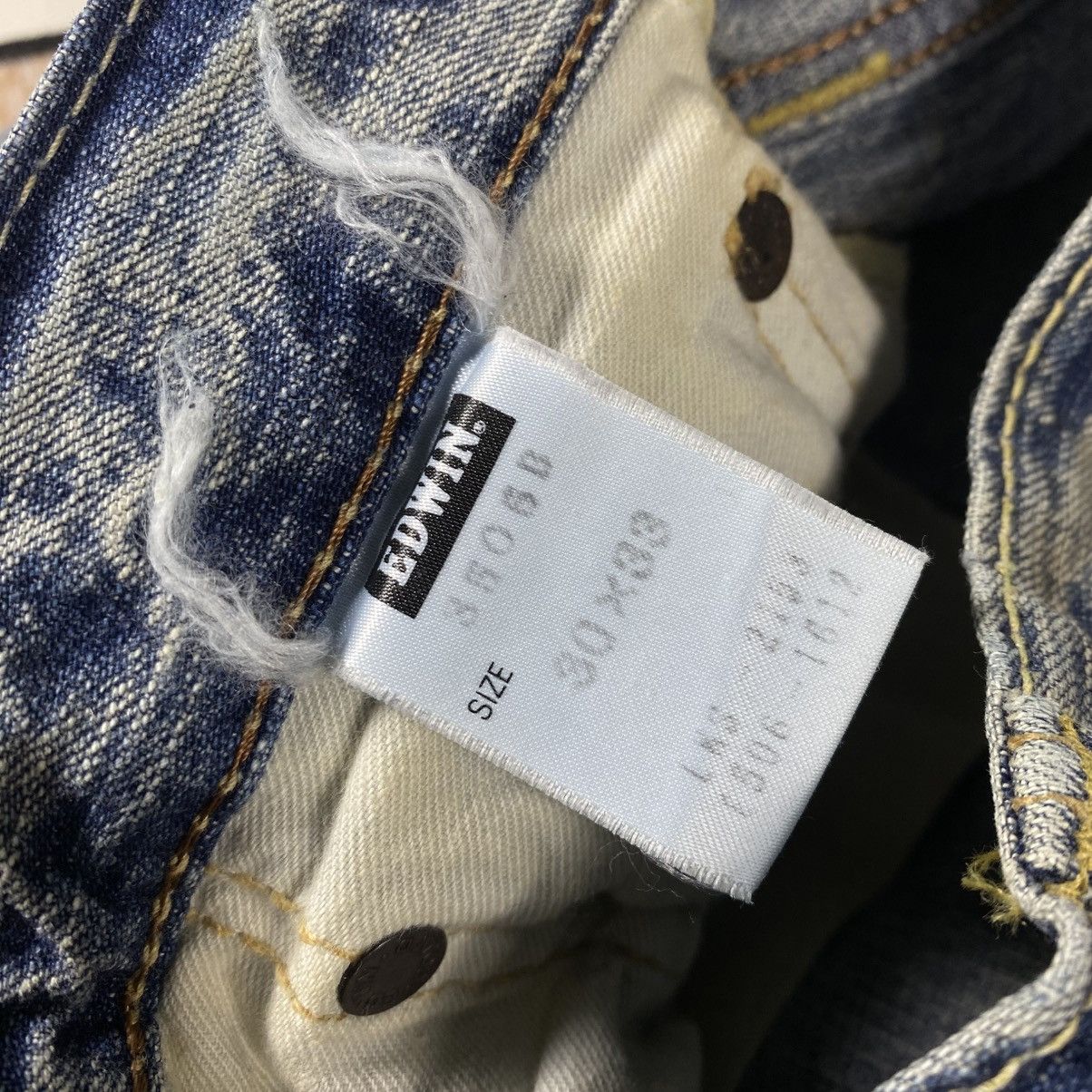 Edwin Edwin selvedge redline distressed jeans Size US 31 - 7 Thumbnail