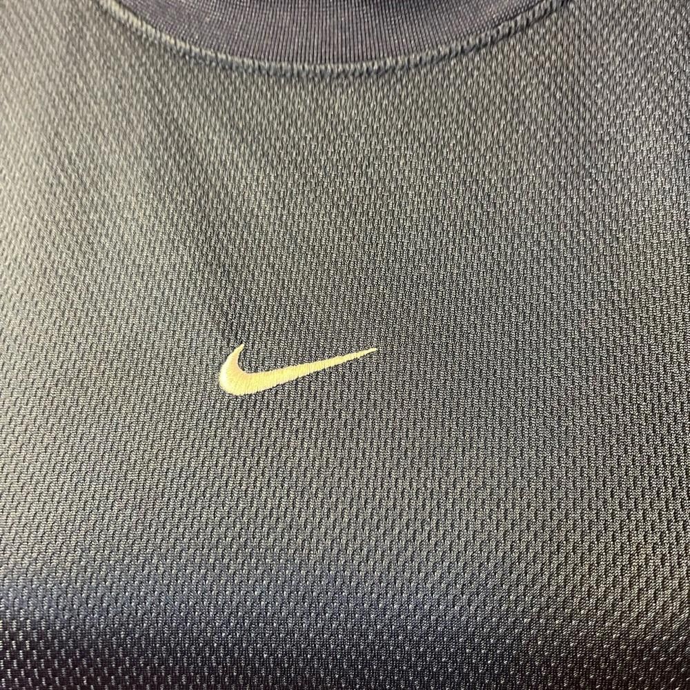 Nike NIKE Graphic Logo Crewneck Short Sleeve blue Activewear Tee Size US L / EU 52-54 / 3 - 4 Thumbnail