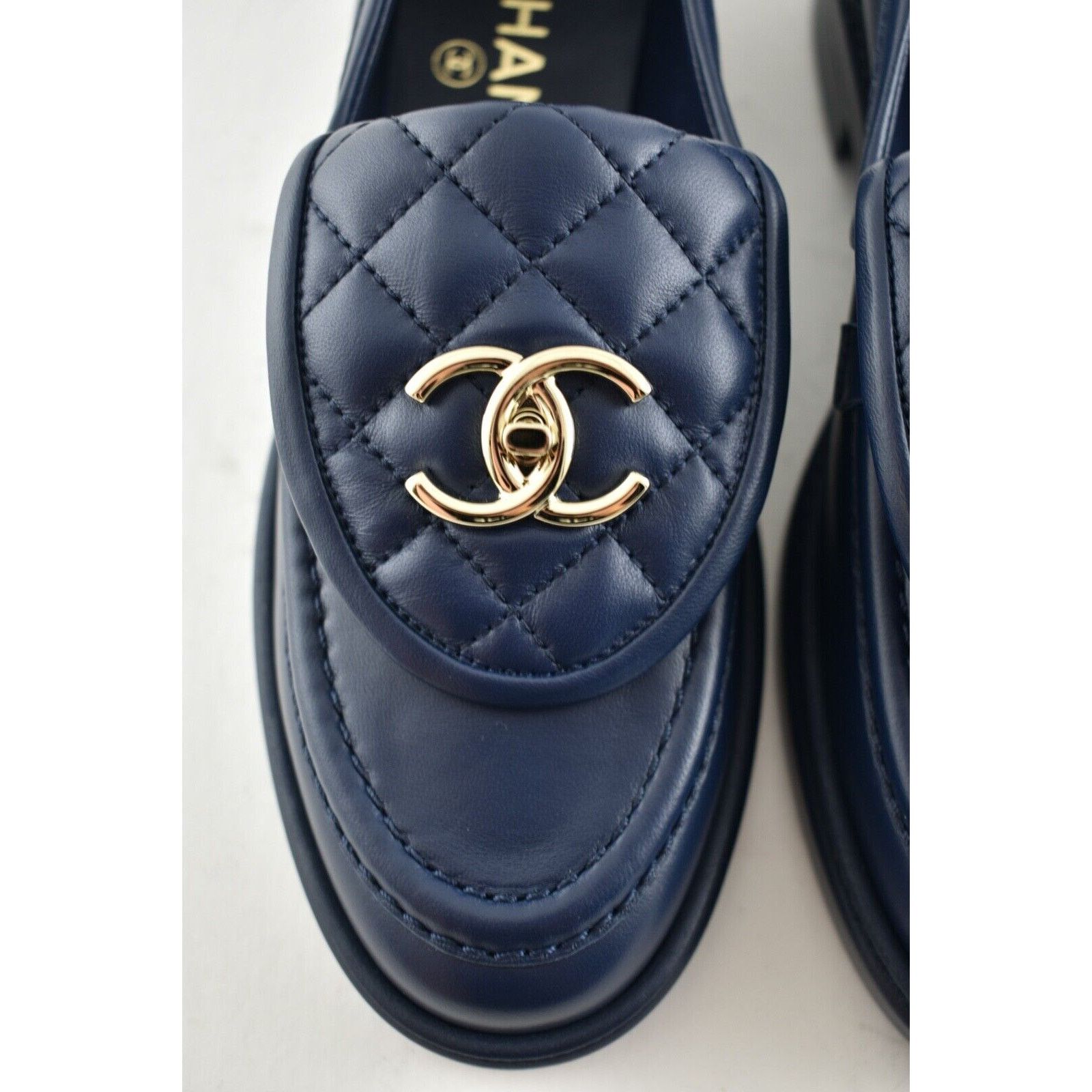 Chanel 21B Quilted Flap Turnlock CC Mule Slip On Flat Loafer 39 Size US 9 / IT 39 - 7 Thumbnail