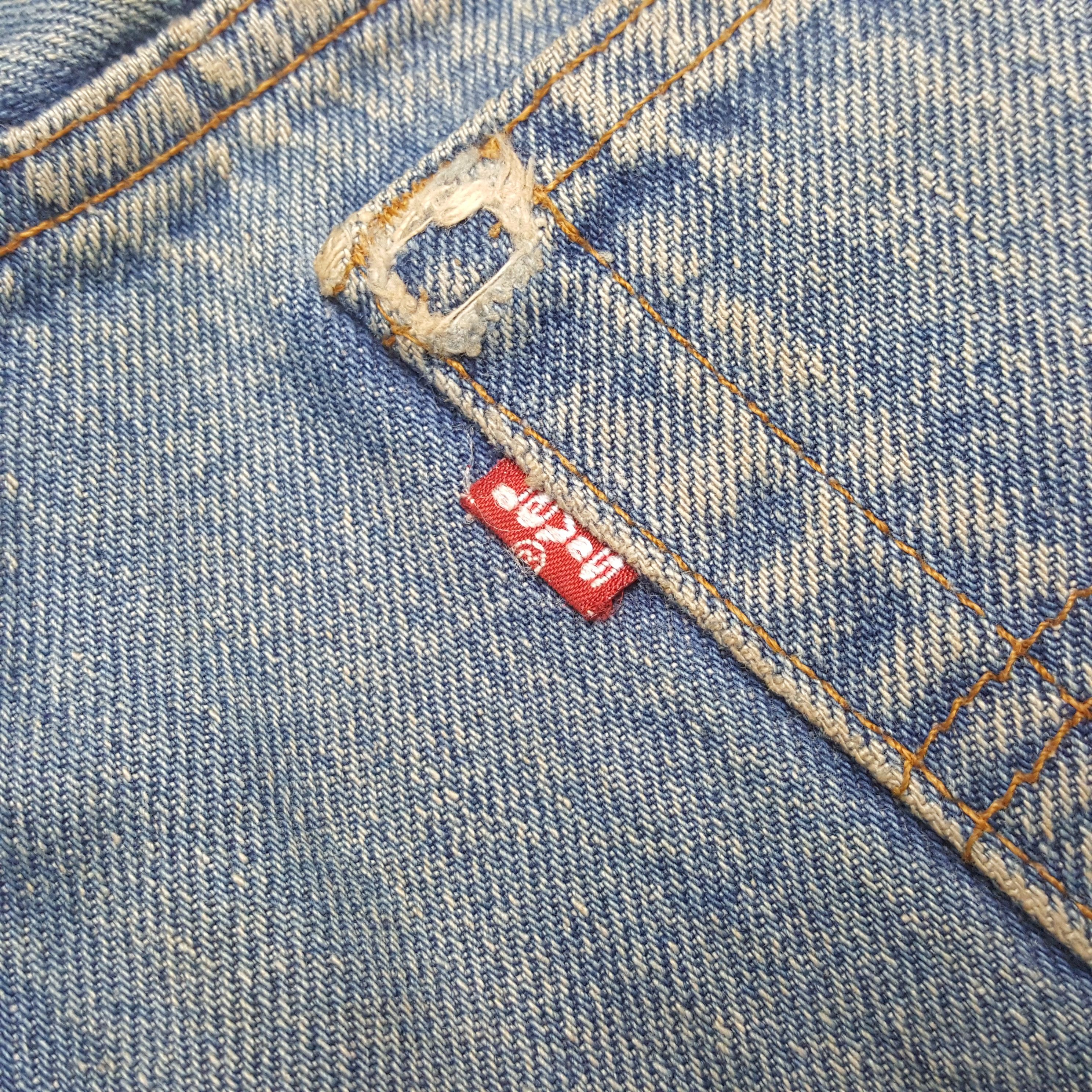 Levi's Vintage 90's Levi's 501 American Brand Jeans RR17 Size US 27 - 14 Thumbnail