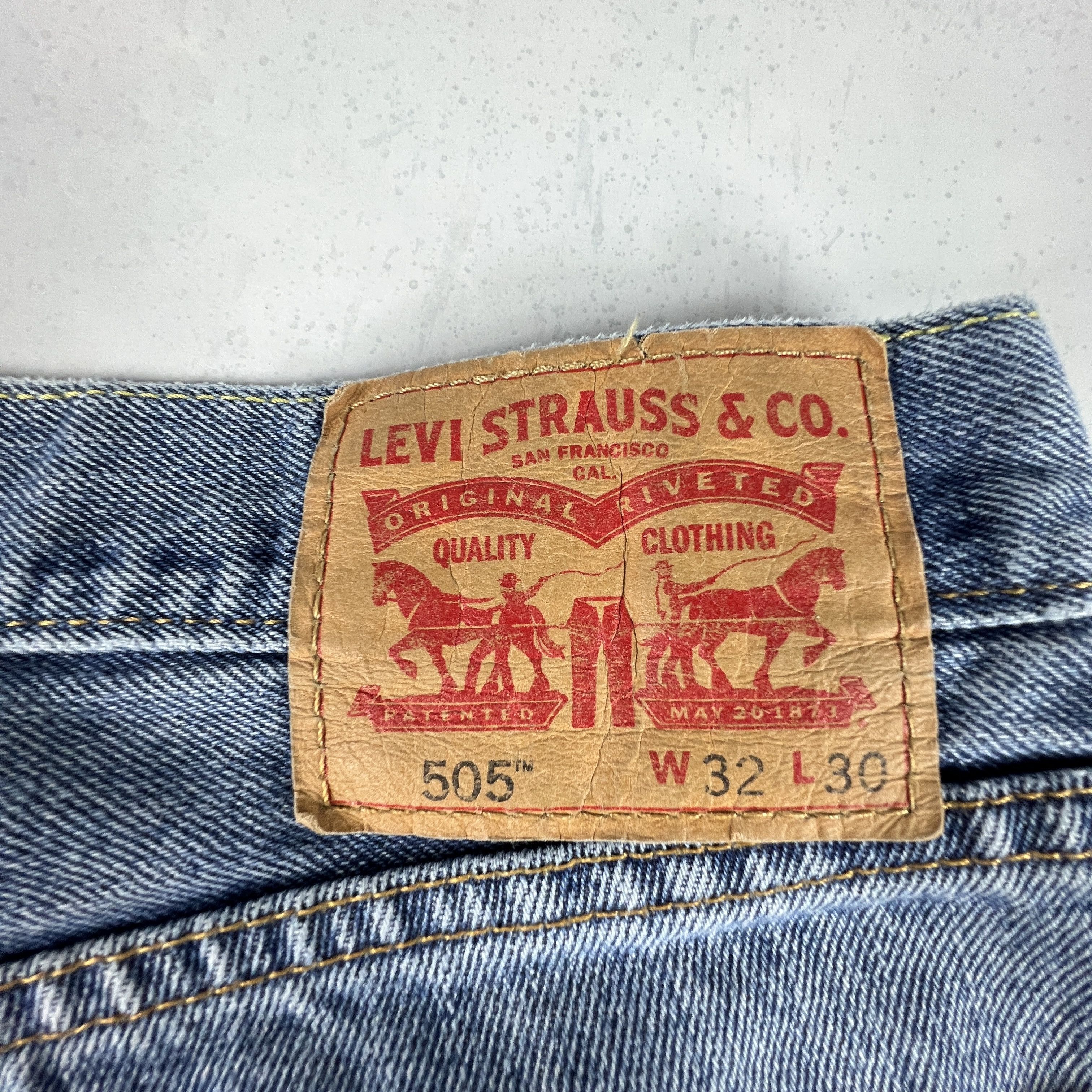 Levi's Levi's Jean Shorts 505 Faded Cut Off Cotton Denim Jorts Size US 33 - 8 Thumbnail
