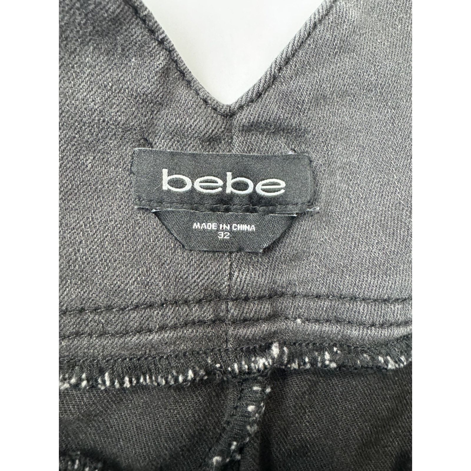 Bebe Y2K Bebe High Waisted High Rise V-Front Skinny Jeans 32 Size 32" / US 10 / IT 46 - 6 Thumbnail