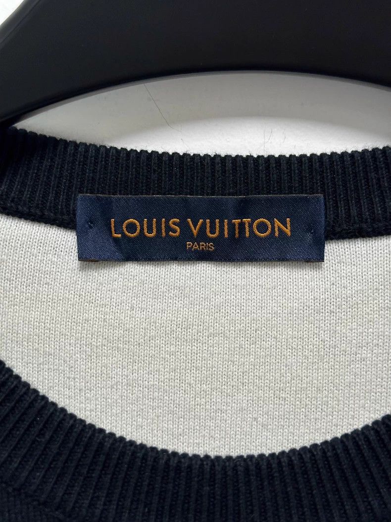 Louis Vuitton Louis Vuitton Black and white gradient presbyopic sweater Size US M / EU 48-50 / 2 - 3 Thumbnail