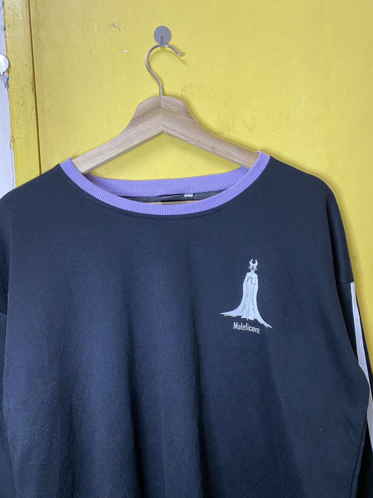 Disney Disney Maleficent Tshirt Long Sleeve Crewneck Size L / US 10 / IT 46 - 4 Thumbnail