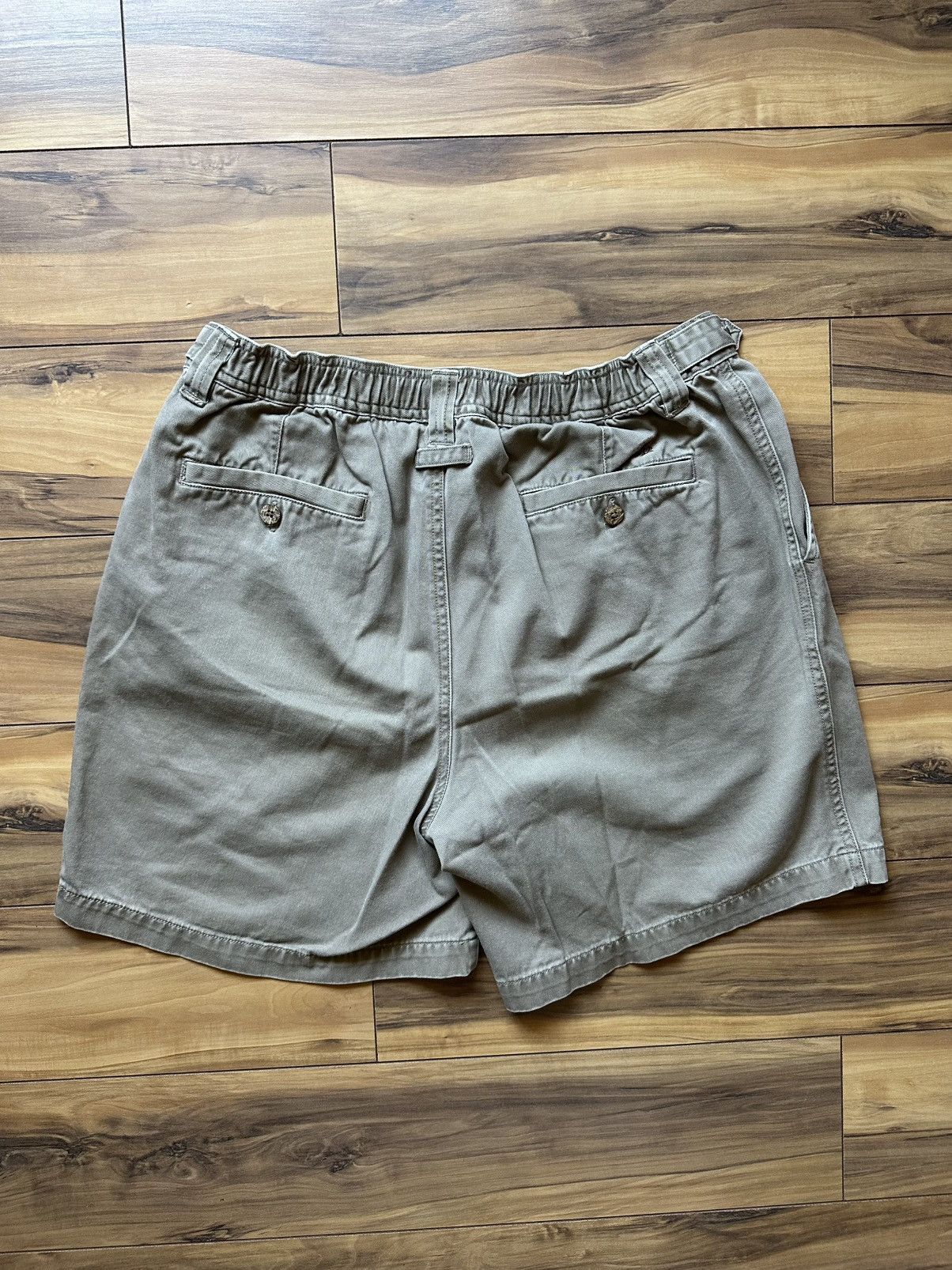 Tommy Bahama Tommy Bahama Tan Shorts Size US 32 / EU 48 - 5 Thumbnail
