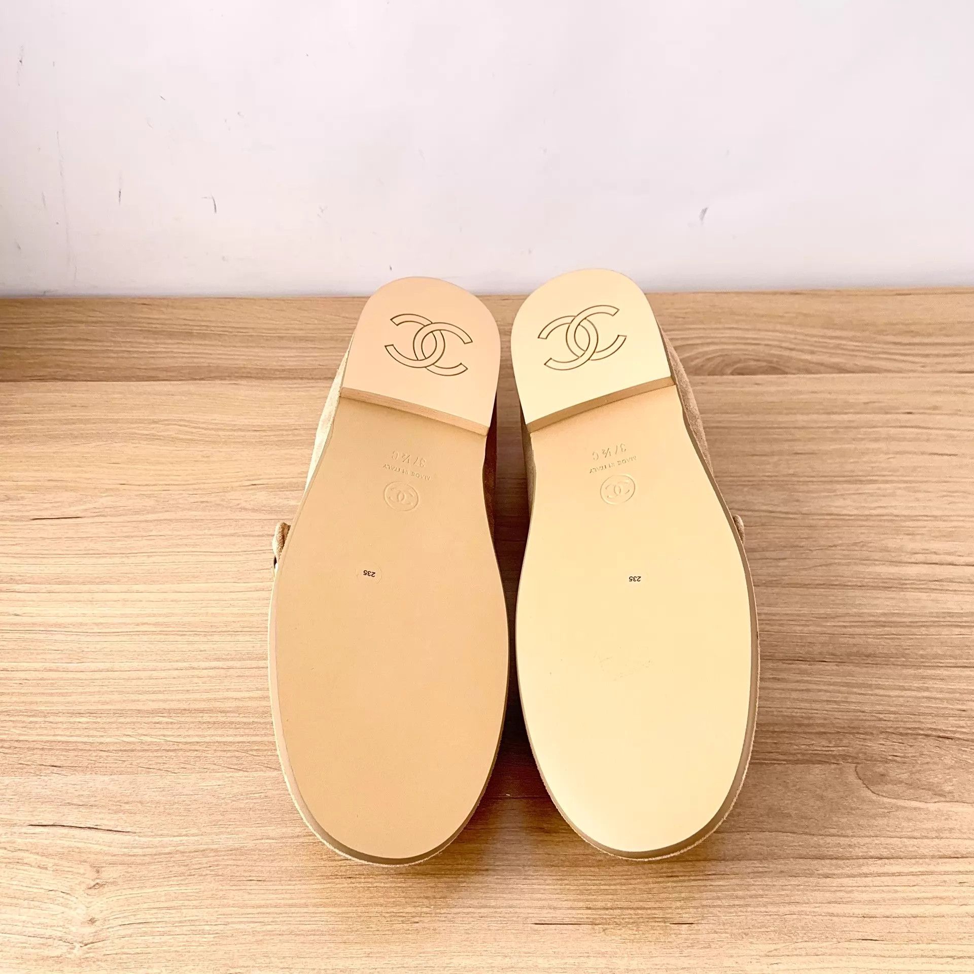 Chanel Chanel Women's Shoes 37.5 Size US 7 / IT 37 - 5 Thumbnail