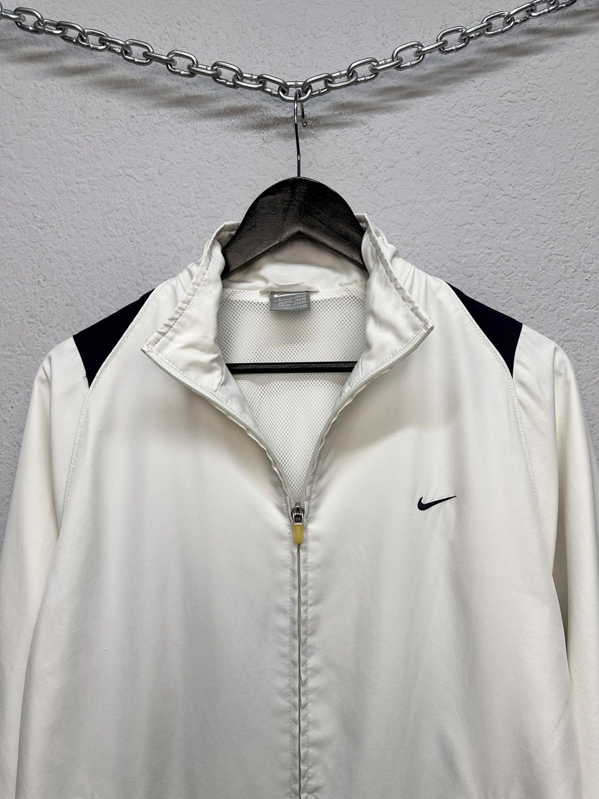Nike Rare Nike white track jacket minimal Y2K Nylon streetwear Size US S / EU 44-46 / 1 - 3 Thumbnail