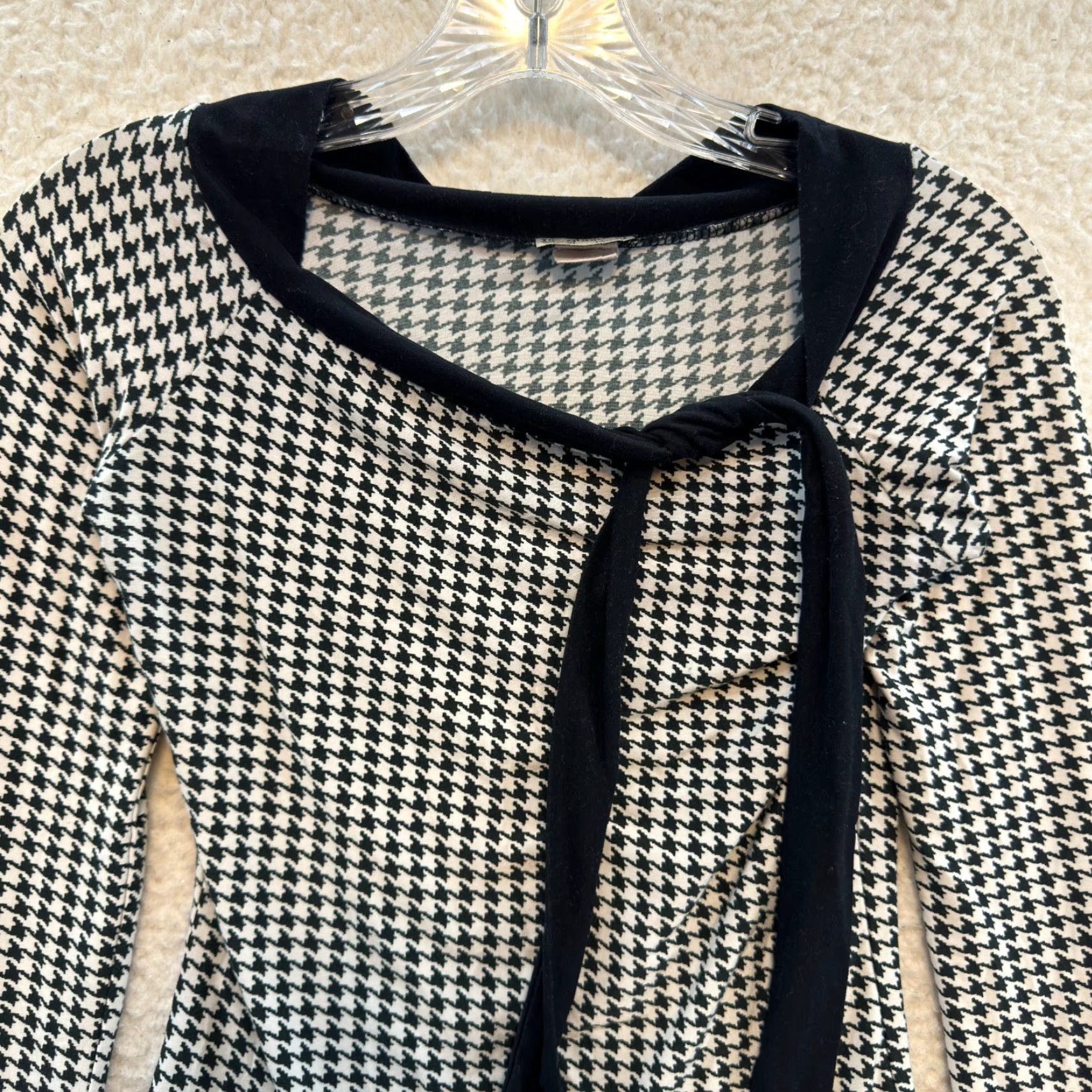 Vintage VINTAGE Glam Shirt S XS Black Houndstooth Slinky Stretch Preppy Corpcore 90s Mens Women Girls Size S / US 4 / IT 40 - 3 Thumbnail