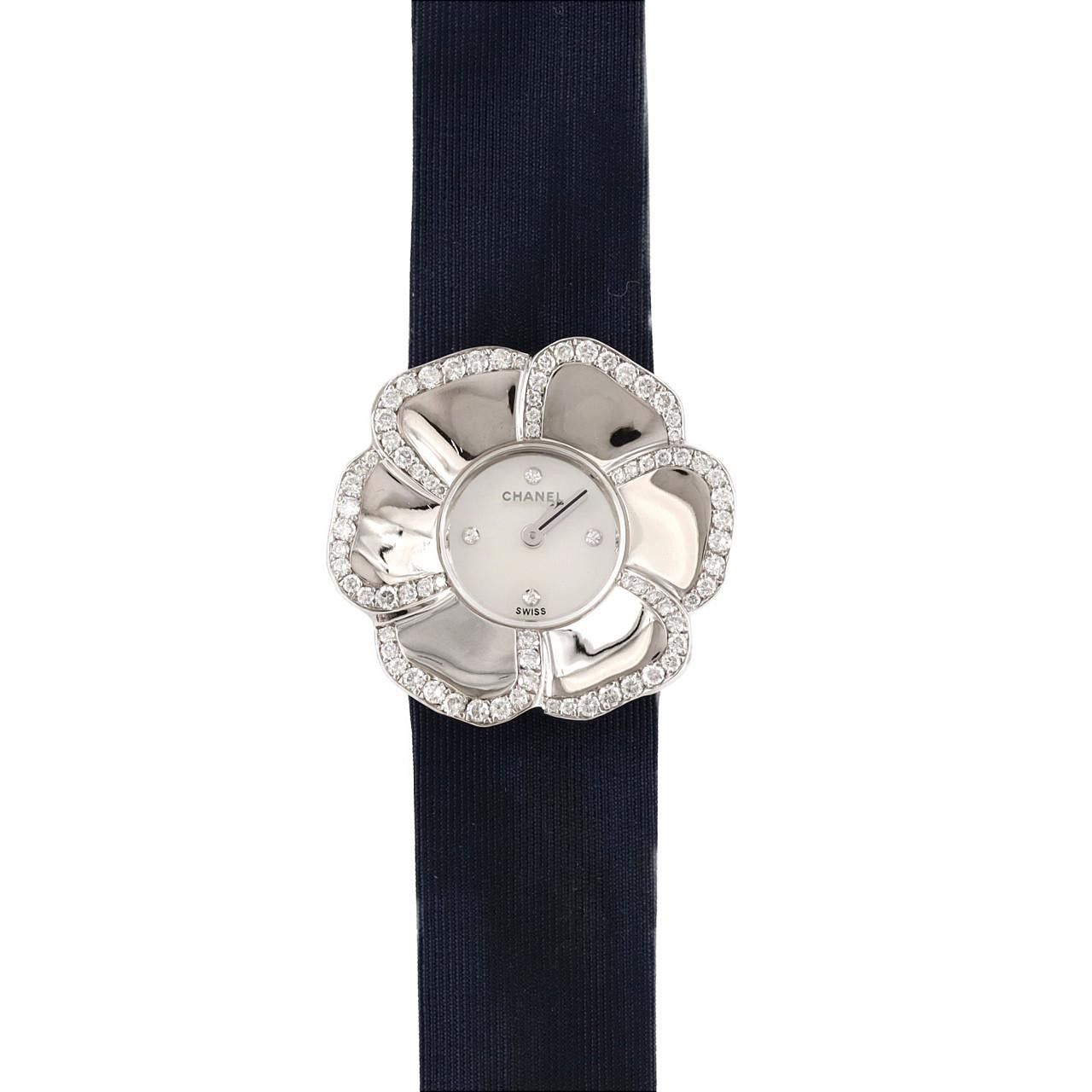 Chanel Chanel Chanel Camelia White Gold Watch Calfskin Quartz H1187 DUTY FREE for USA Size ONE SIZE - 1 Thumbnail
