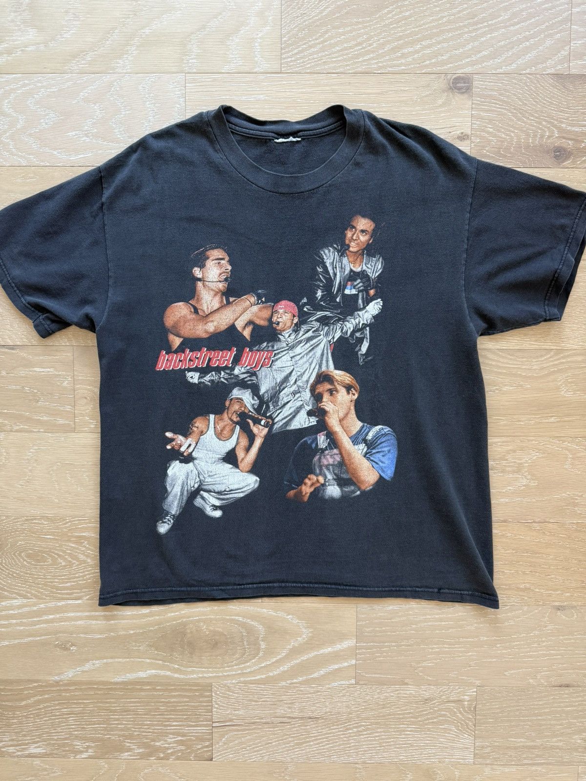 Vintage Vintage Backstreet Boys Backstreet’s Back ‘98 Tour Size US L / EU 52-54 / 3 - 6 Thumbnail