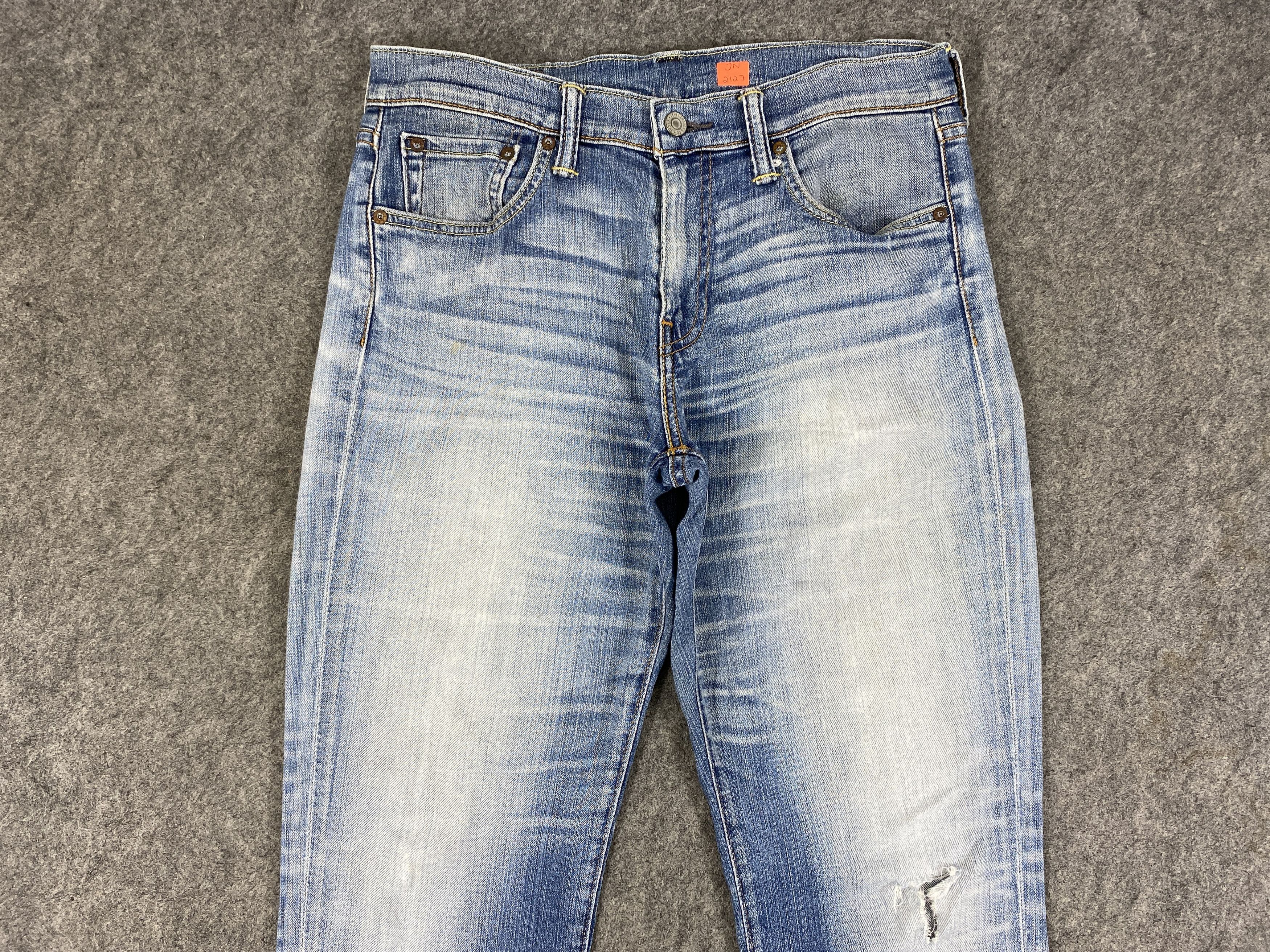 Levi's Distressed Blue Vintage Levi's 511 31x28.5 Denim -JN2127 Size US 31 - 3 Thumbnail
