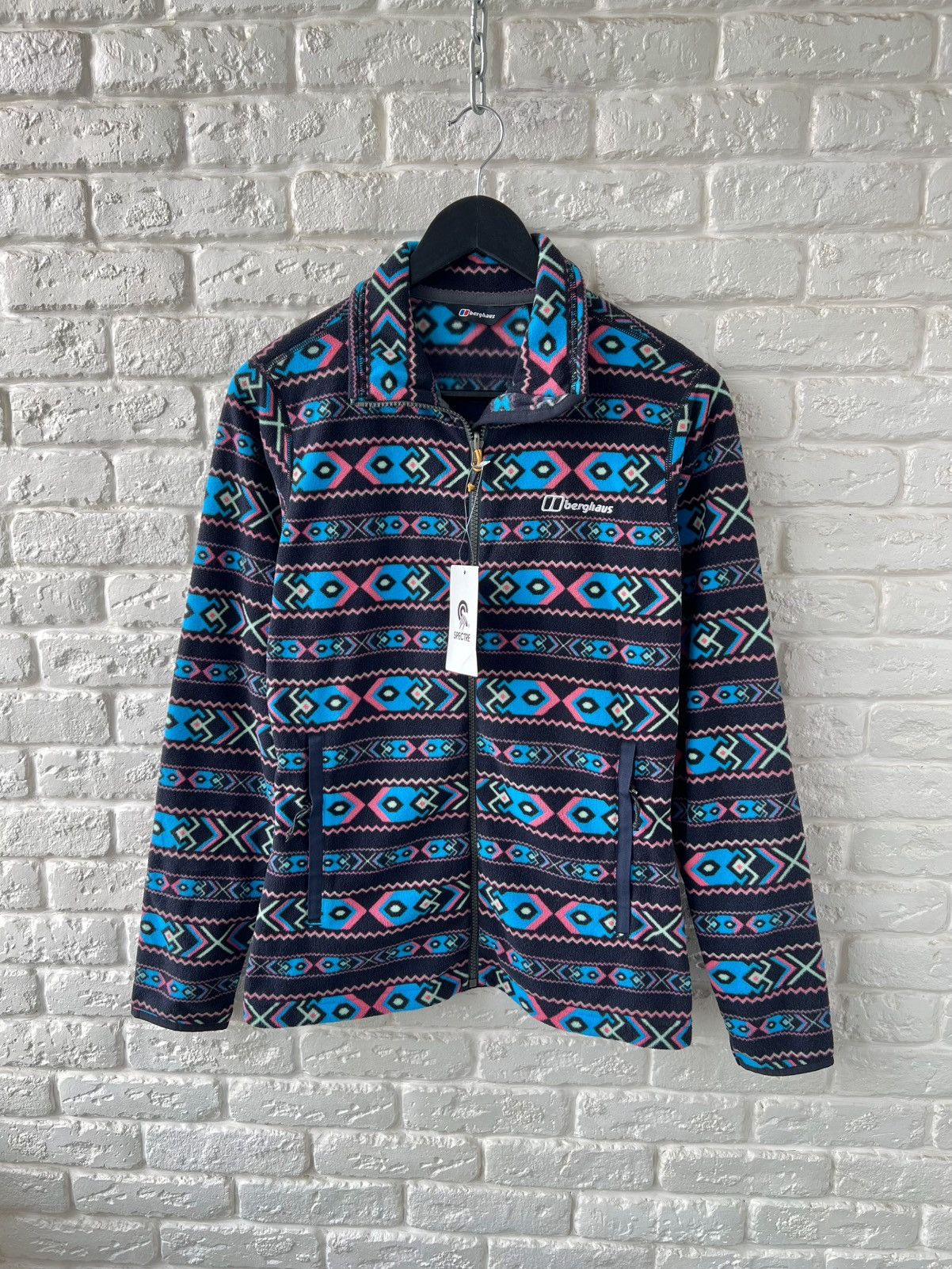 Berghaus Berghaus Zip Fleece Aztec Print Sweater Size M / US 6-8 / IT 42-44 - 1 Thumbnail