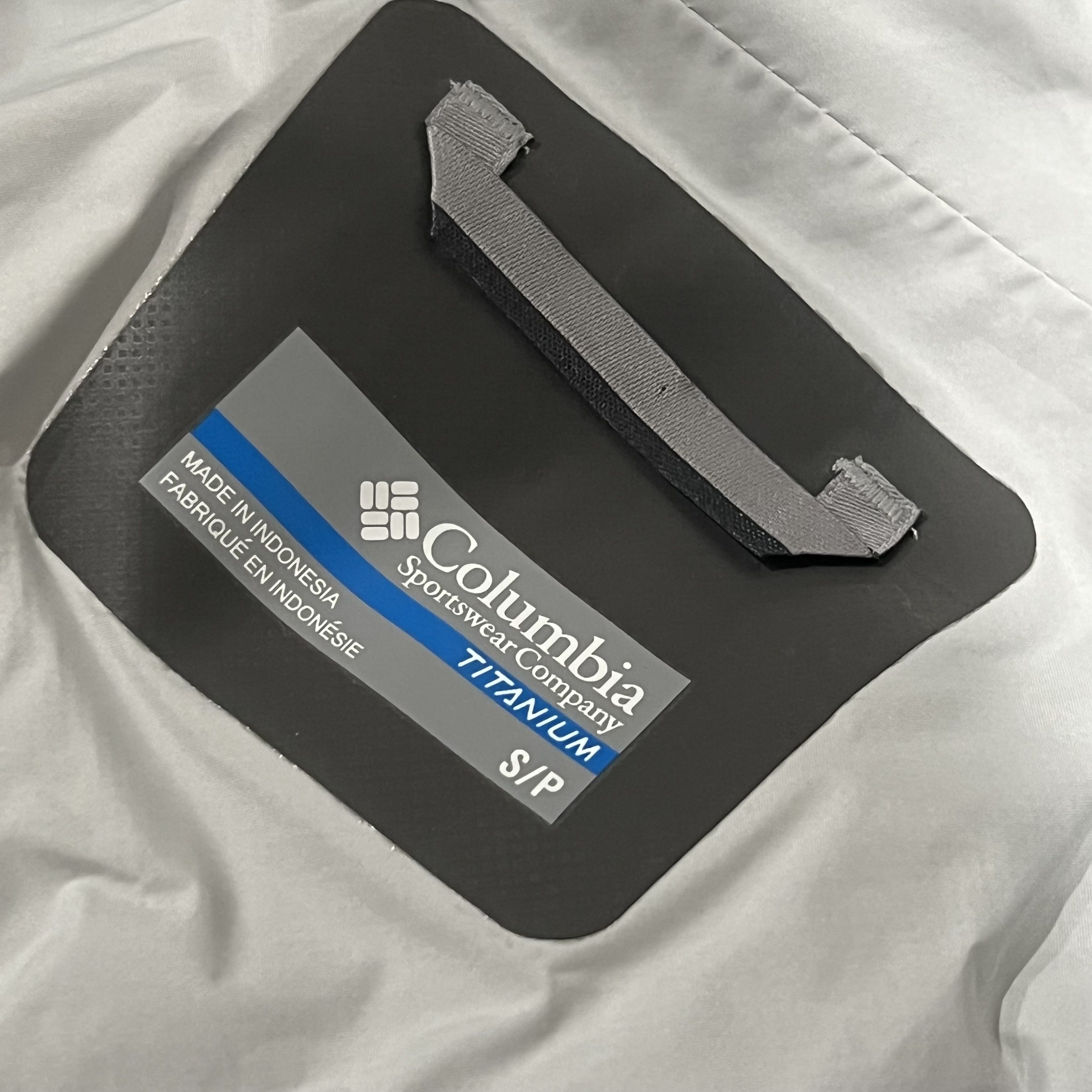 Columbia Columbia Titanium Women’s Small OutDry Shell Gray NWT Size S / US 4 / IT 40 - 8 Thumbnail