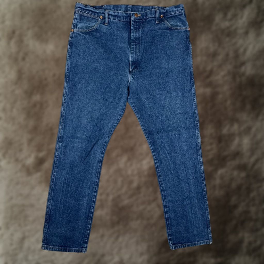 Wrangler VINTAGE Wrangler Jeans 13MWZ Denim Regular 40x34 Blue Cowboy Cowboy Cut 5-Pocket Mens Jeans Regular Fit Mens Jeans Size US 40 / EU 56 - 1 Thumbnail