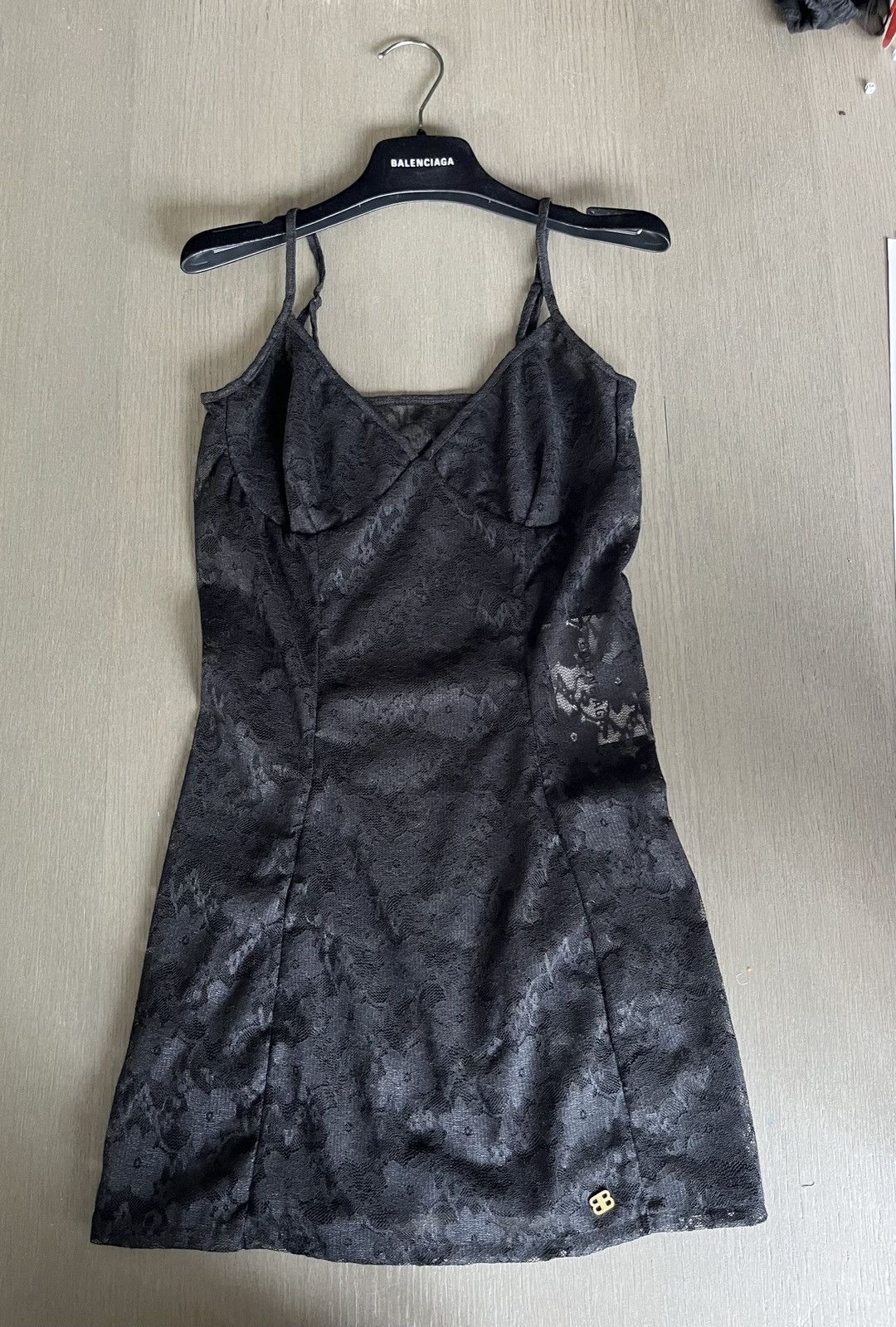 Balenciaga Balenciaga Short Lace Dress – Size M Size M / US 6-8 / IT 42-44 - 1 Thumbnail