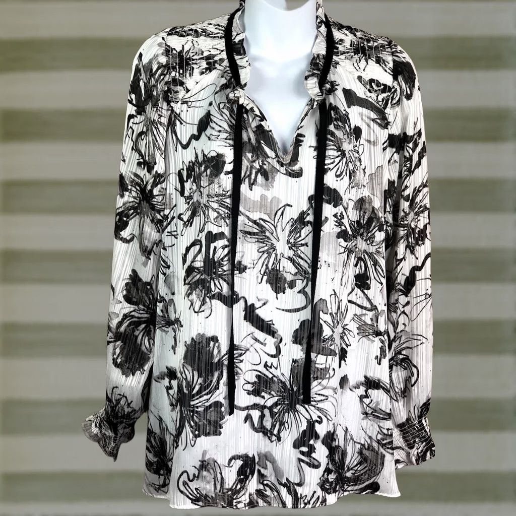Vera Wang Vera Wang Blouse Shirt Floral Keyhole Bow Ruffles Long Sleeve Ivory Black XL Women’s/Adult Size XL / US 12-14 / IT 48-50 - 1 Thumbnail