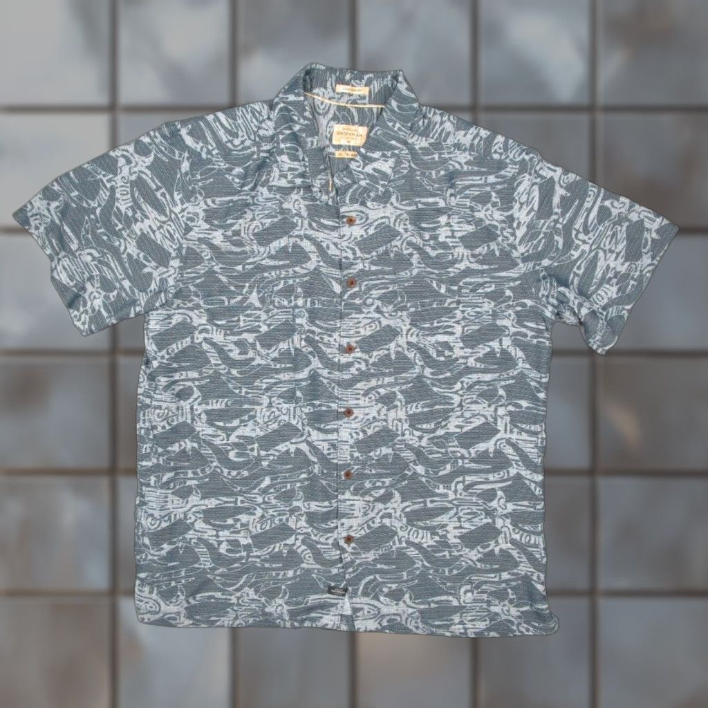 Quiksilver Quiksilver Waterman Shirt Men XL Blue Floral Short Sleeve Button-Up Hawaiian Size US XL / EU 56 / 4 - 1 Thumbnail