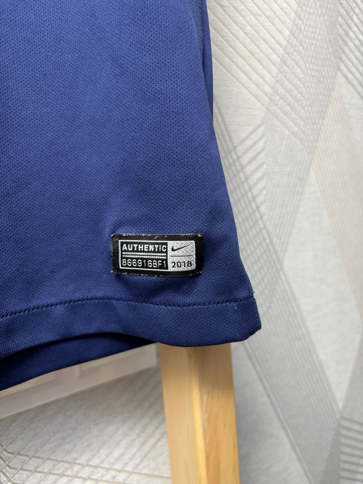 Nike Nike Tottenham Hotspur 2018 2019 Away Football Jersey Size US M / EU 48-50 / 2 - 8 Thumbnail