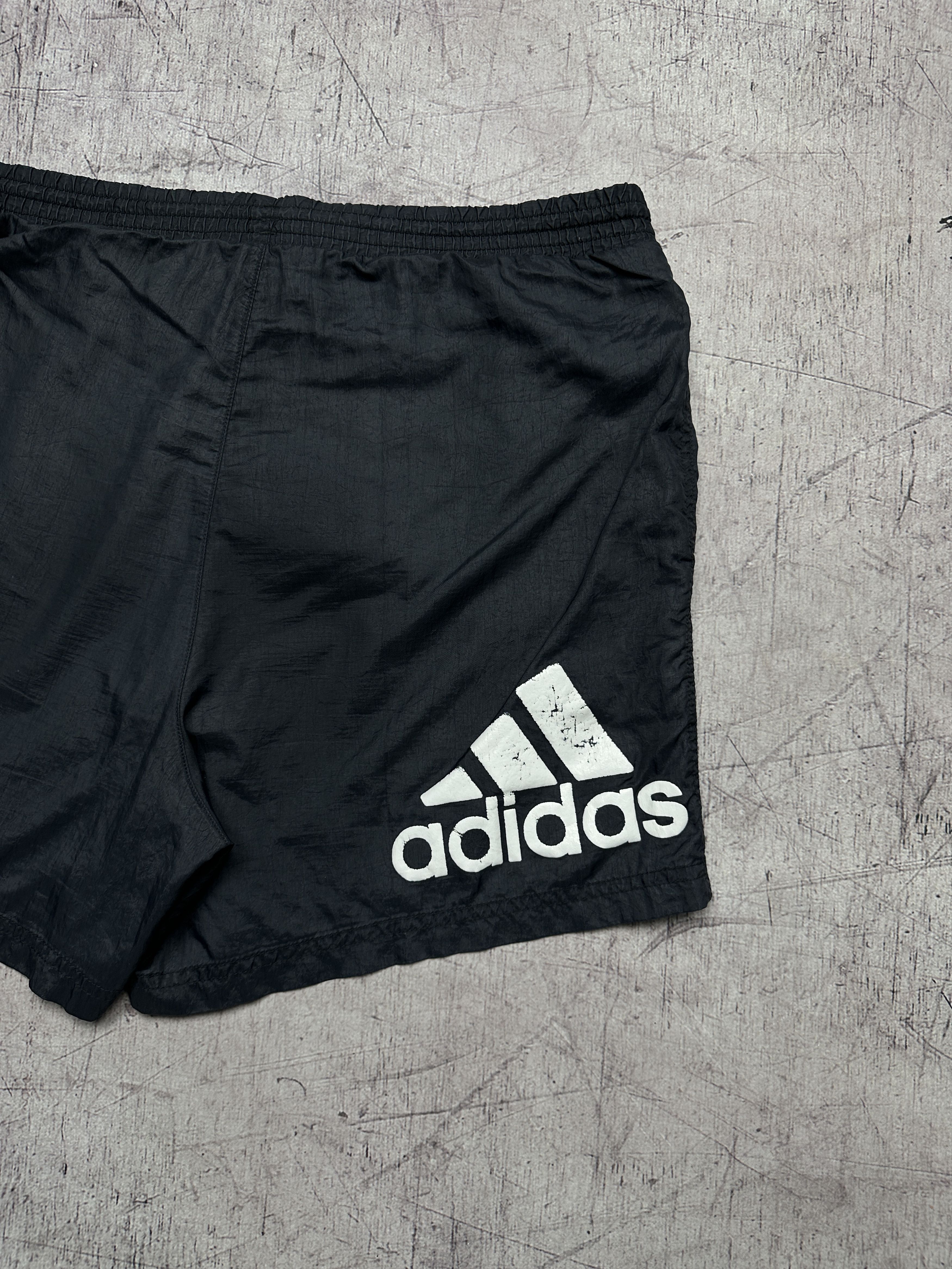 Adidas Adidas Vintage Mens Nylon Shorts Size US 30 / EU 46 - 2 Thumbnail