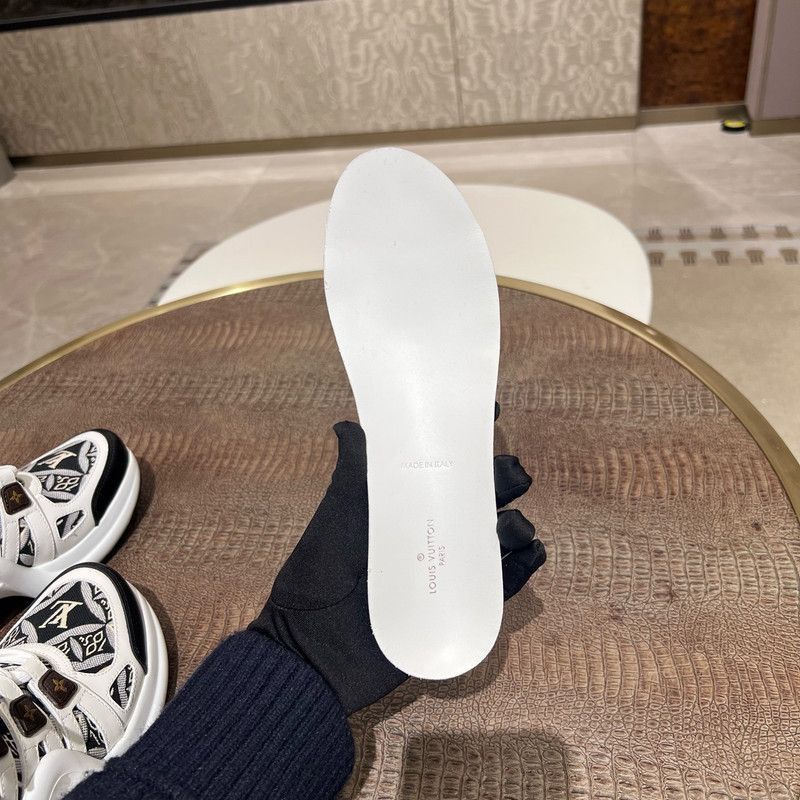 Louis Vuitton Louis Vuitton Archlight 1.- Size US 10 / EU 43 - 7 Thumbnail