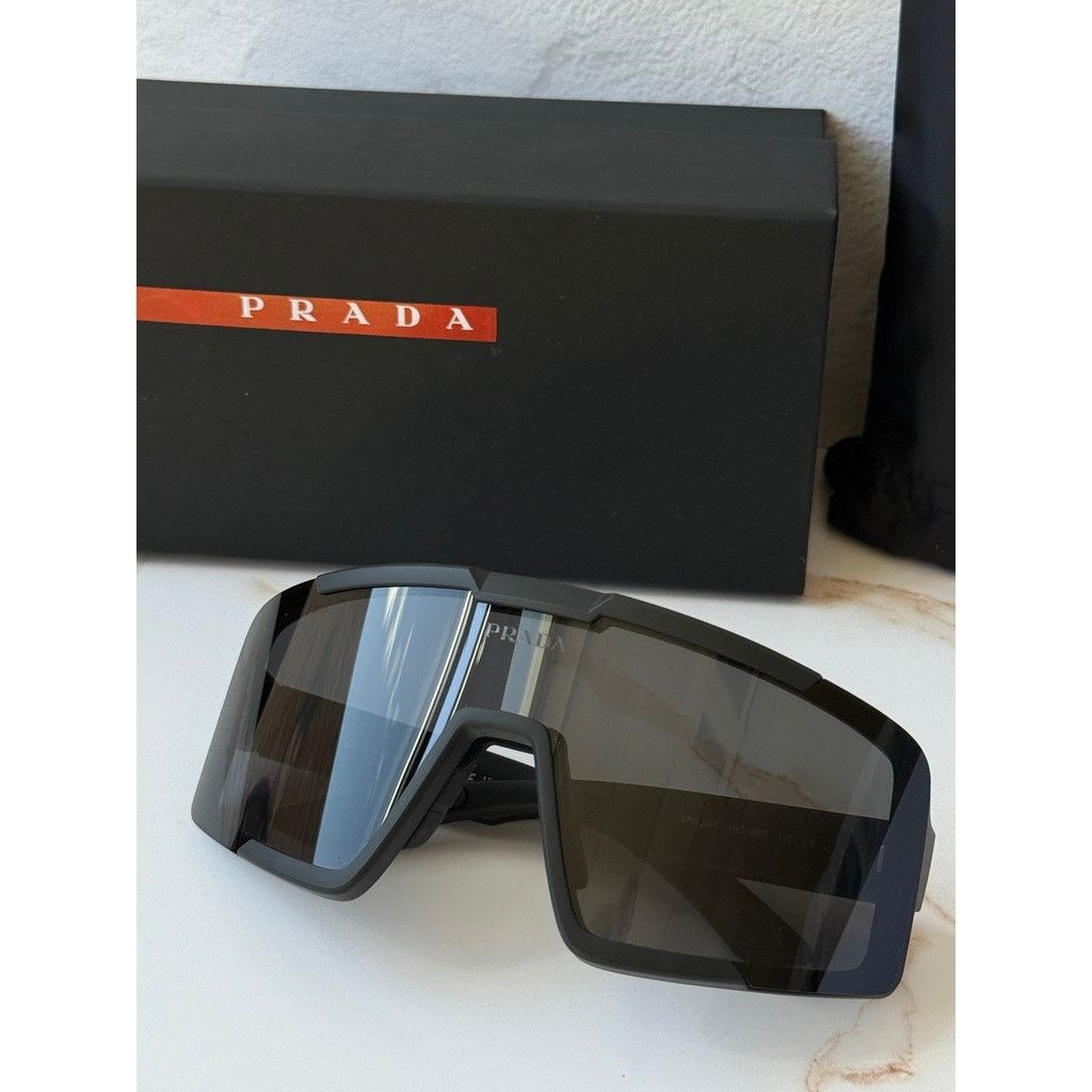 Prada NEW Prada Sport PS B07S Sunglasses in Black $548 Size ONE SIZE - 3 Thumbnail