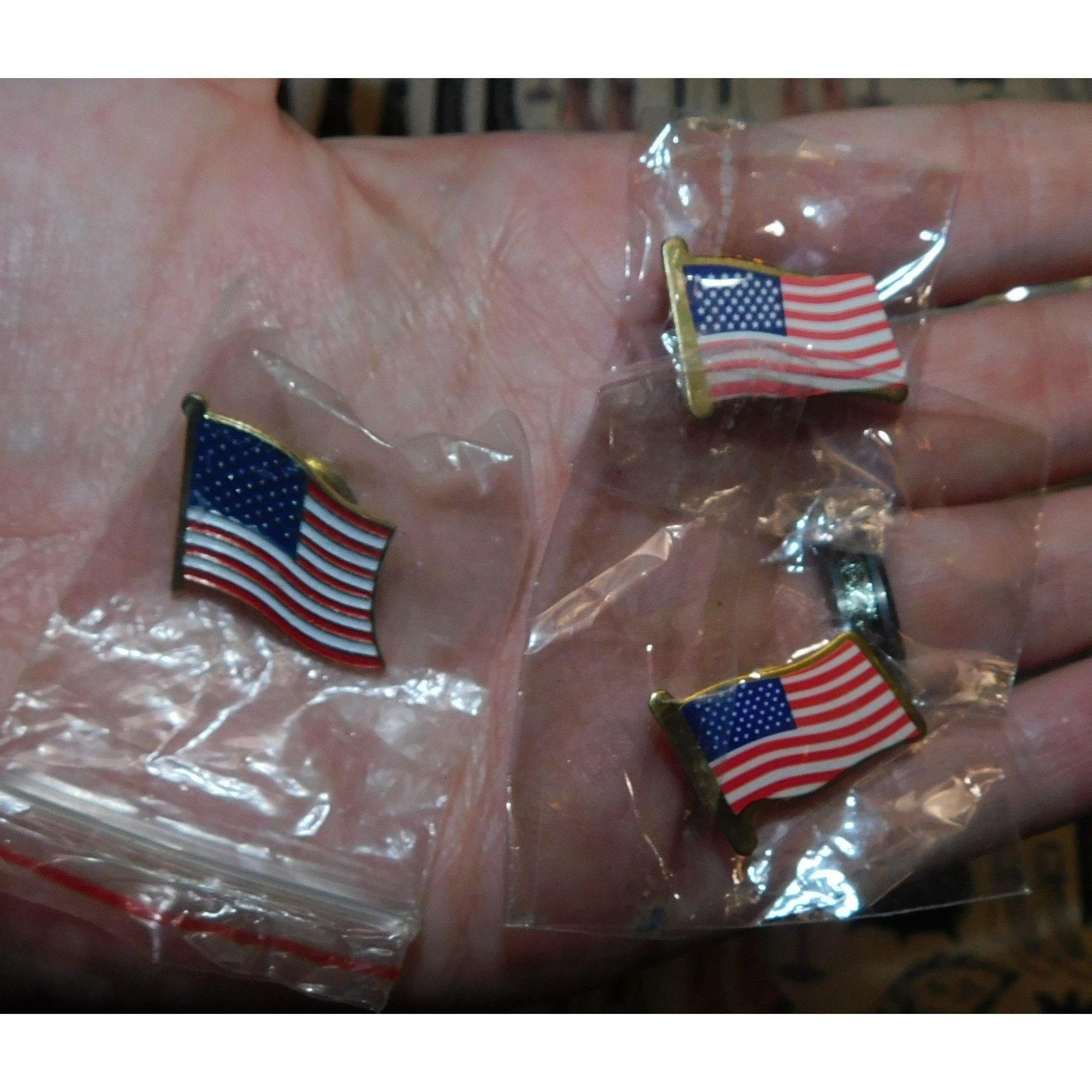 Other Vintage United States Flag Pins (Lot of 3) Size ONE SIZE - 2 Thumbnail