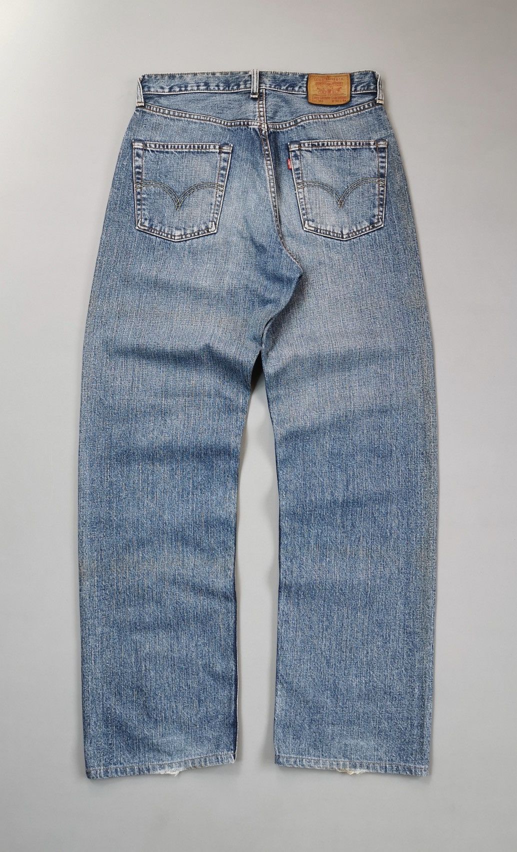 Le Grande Bleu (L.G.B.) × Levi's × Vintage Levis 504 Straight Jeans (LG33) Size US 32 / EU 48 - 1 Thumbnail