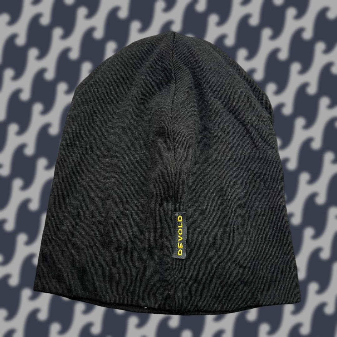 Vintage Devold Beanie Hat One Size 100% Merino Wool Black Thermal Lightweight Knit Wool Unisex Adults Beanie Mens Womens Size ONE SIZE - 1 Thumbnail