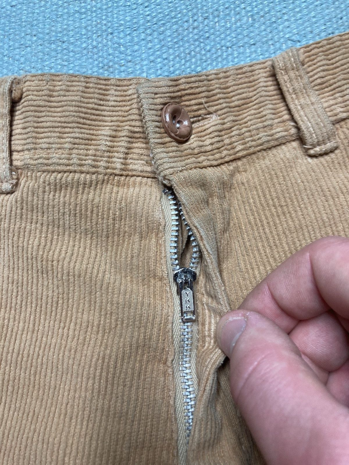 Vintage 70s bell bottom flare pants corduroy changing scene 26x31 Size 26" / US 2 / IT 38 - 7 Thumbnail
