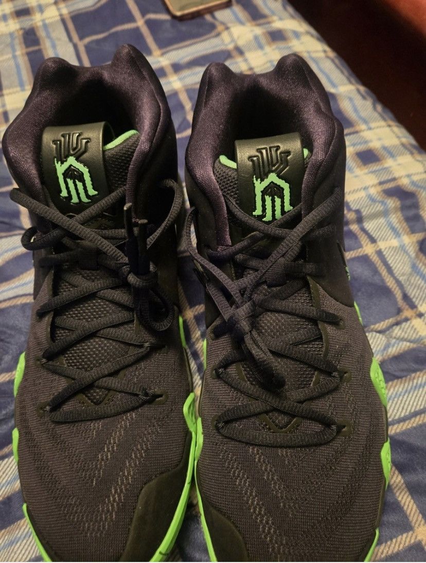 Nike Kyrie 4 halloween Size US 12 / EU 45 - 2 Thumbnail