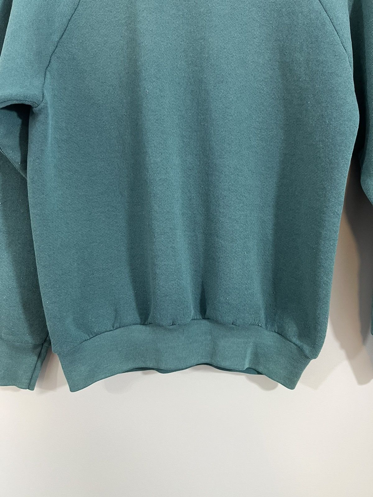 Vintage Retro Blank Faded Green Crewneck Size US S / EU 44-46 / 1 - 16 Thumbnail
