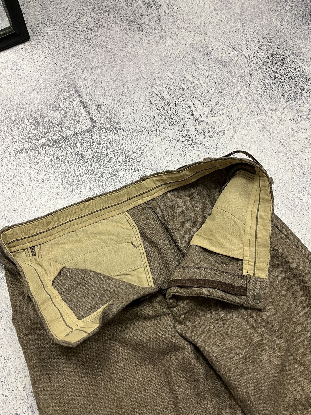 Vintage Vintage 90’s Made In UK Classic Wool Old Money Style Pants Size US 30 / EU 46 - 11 Thumbnail