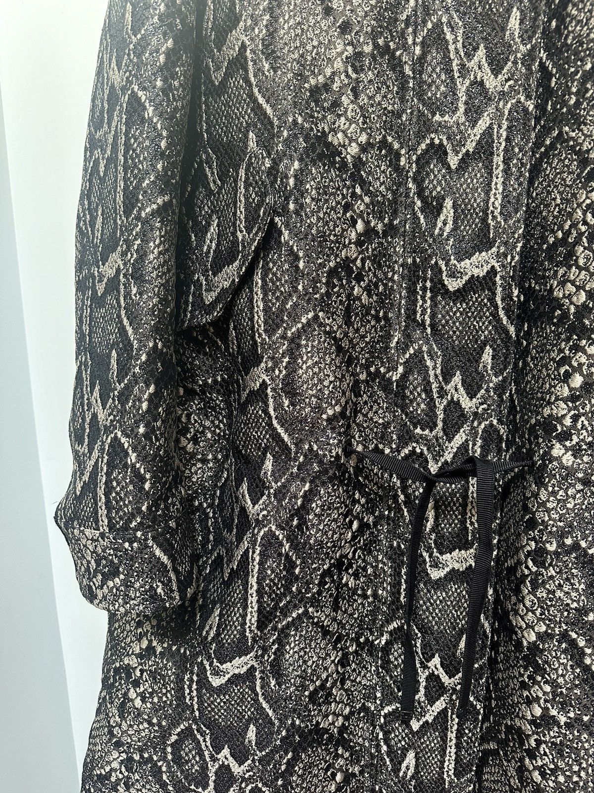 Moncler Metallic Snakeskin Jacquard Down Coat Size US S / EU 44-46 / 1 - 9 Thumbnail