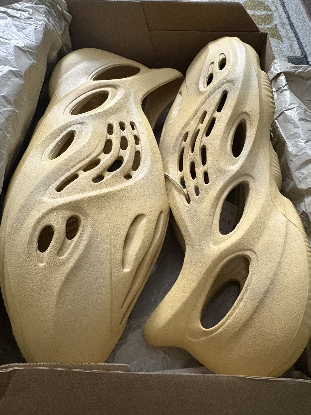Adidas × Yeezy adidas Yeezy Foam RNR Desert Sand Size US 14 / EU 47 - 2 Thumbnail