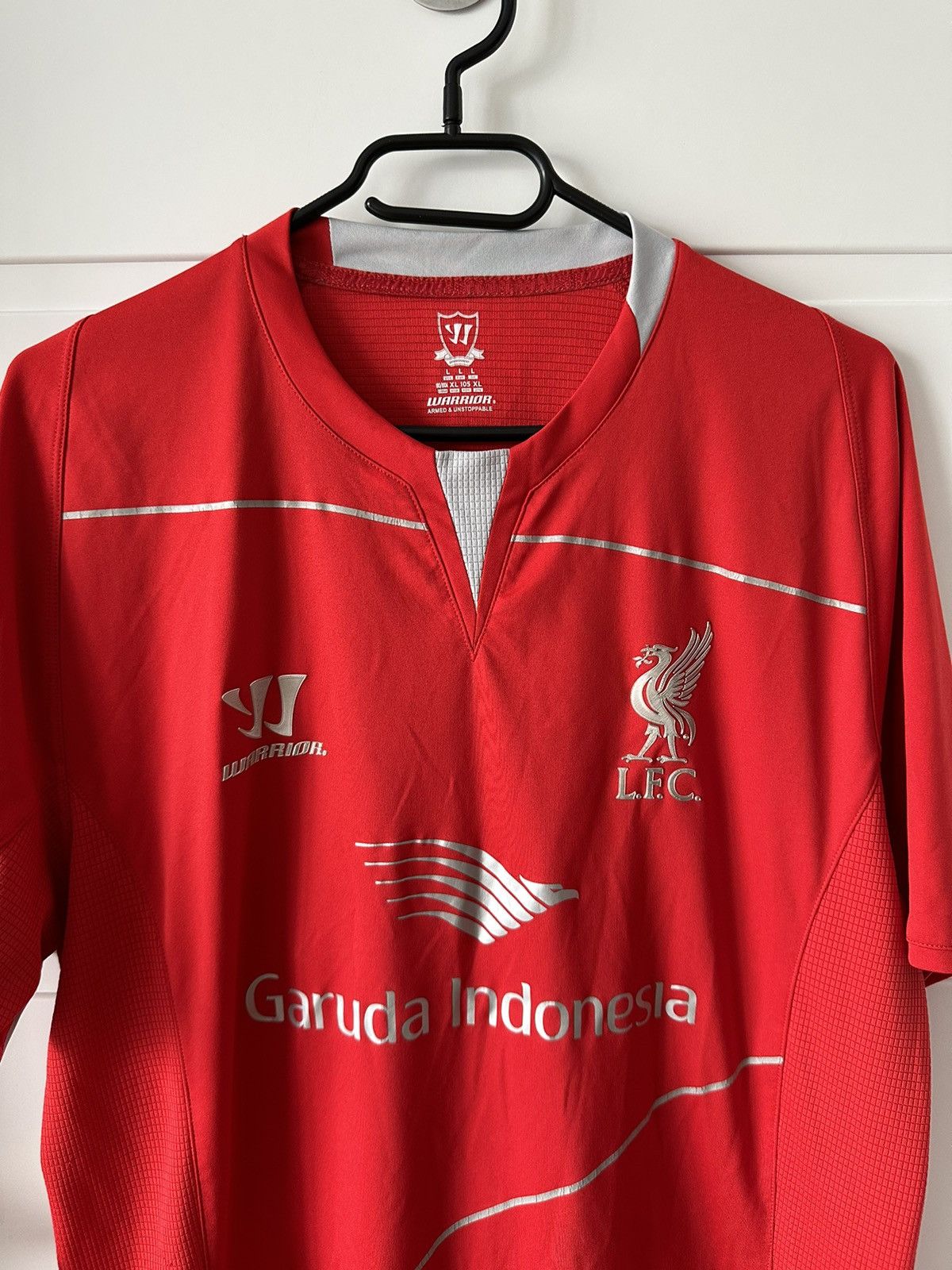 Warrior Liverpool Warrior red training jersey soccer football Size US L / EU 52-54 / 3 - 5 Thumbnail