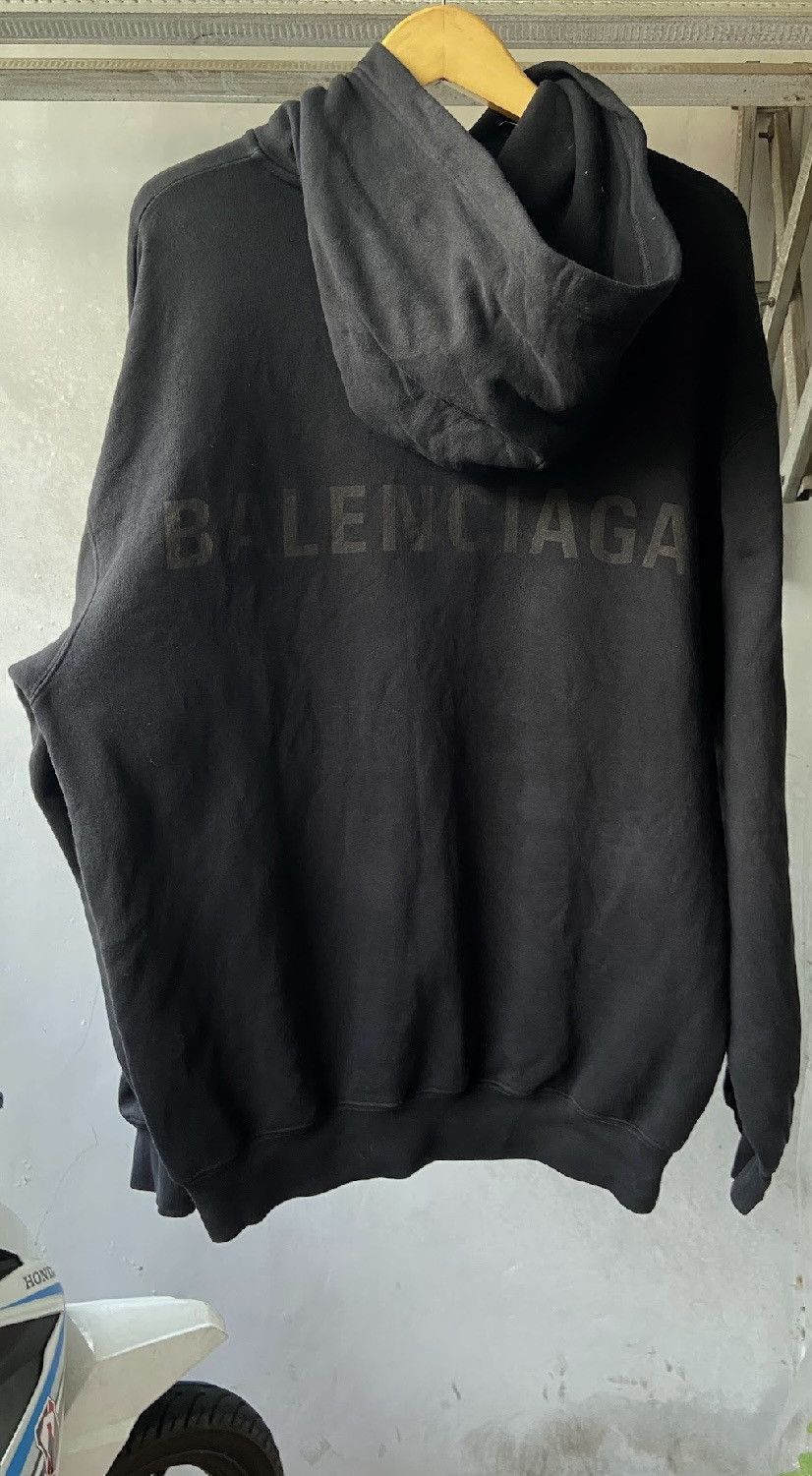 Balenciaga Hoodie Balenciaga Black on Black Size US XL / EU 56 / 4 - 1 Thumbnail