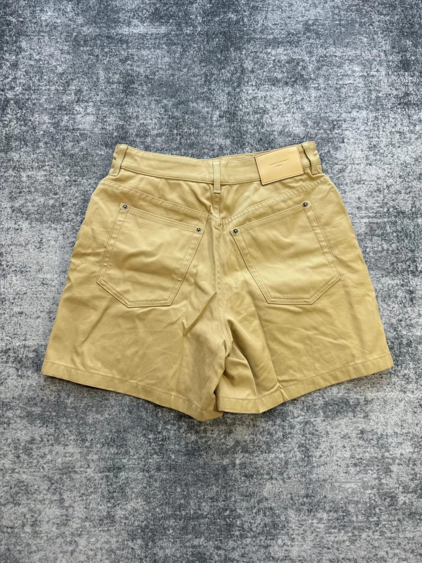 Louis Vuitton Louis Vuitton New Arrival Khaki Leather Patch Shorts| Size 39" - 2 Thumbnail