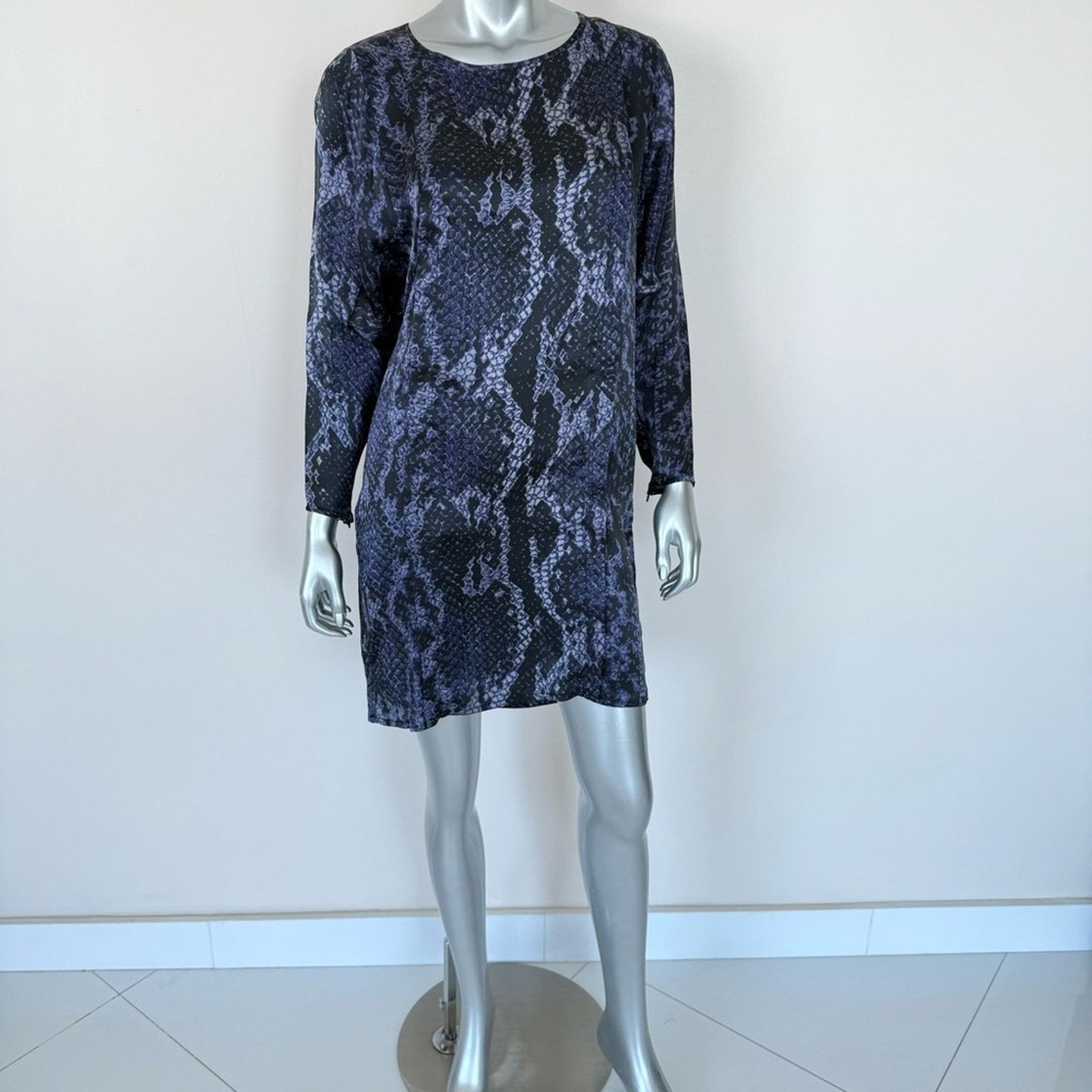 Other NWT!! CARACTERE women animal print silk dress size M 516$ Size M / US 6-8 / IT 42-44 - 2 Thumbnail