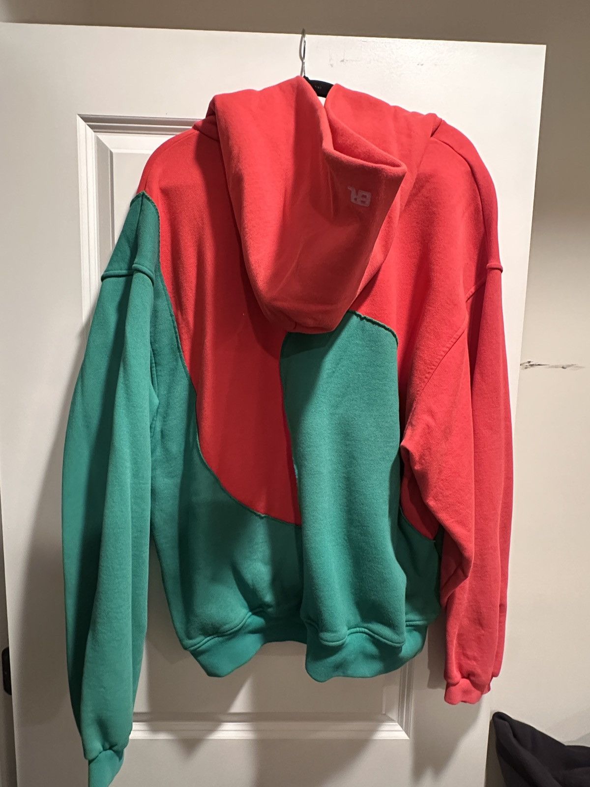 ERL ERL Two Tone Hoodie Size US XL / EU 56 / 4 - 2 Thumbnail