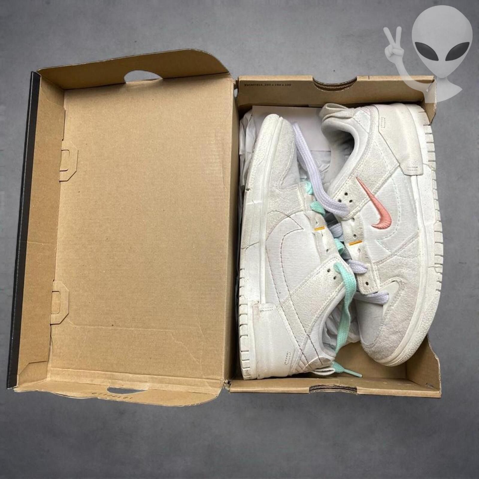 Nike Nike Dunk Low Disrupt 2 Pale Ivory Womens 7.5 DH4402-100 Size US 7.5 / IT 37.5 - 1 Thumbnail