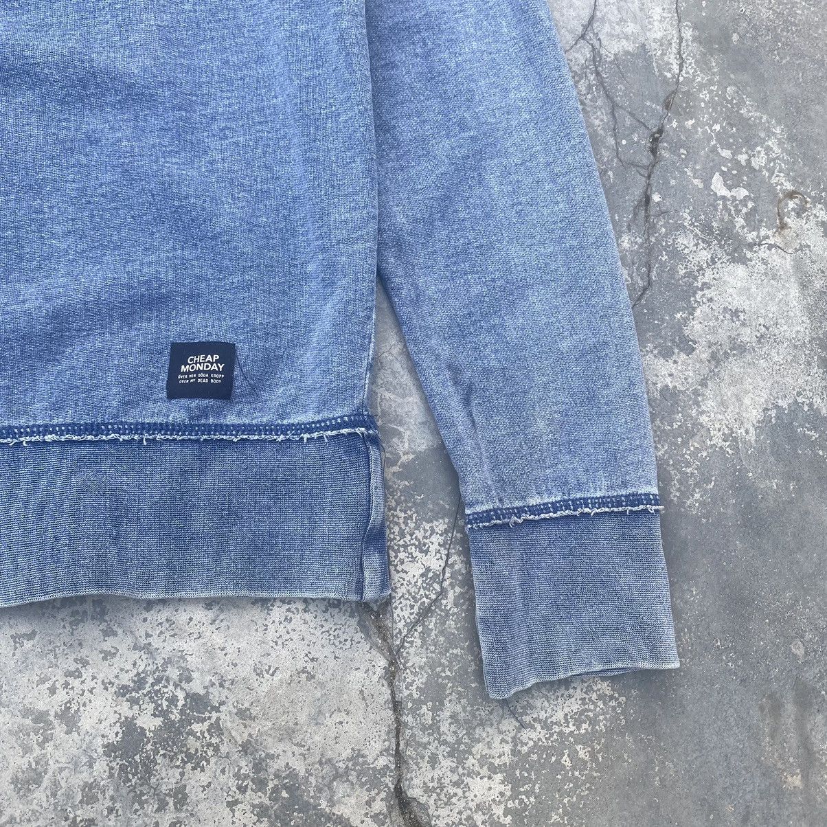 Cheap Monday CHEAP MONDAY Faded Indigo Sweatshirt Size US M / EU 48-50 / 2 - 6 Thumbnail