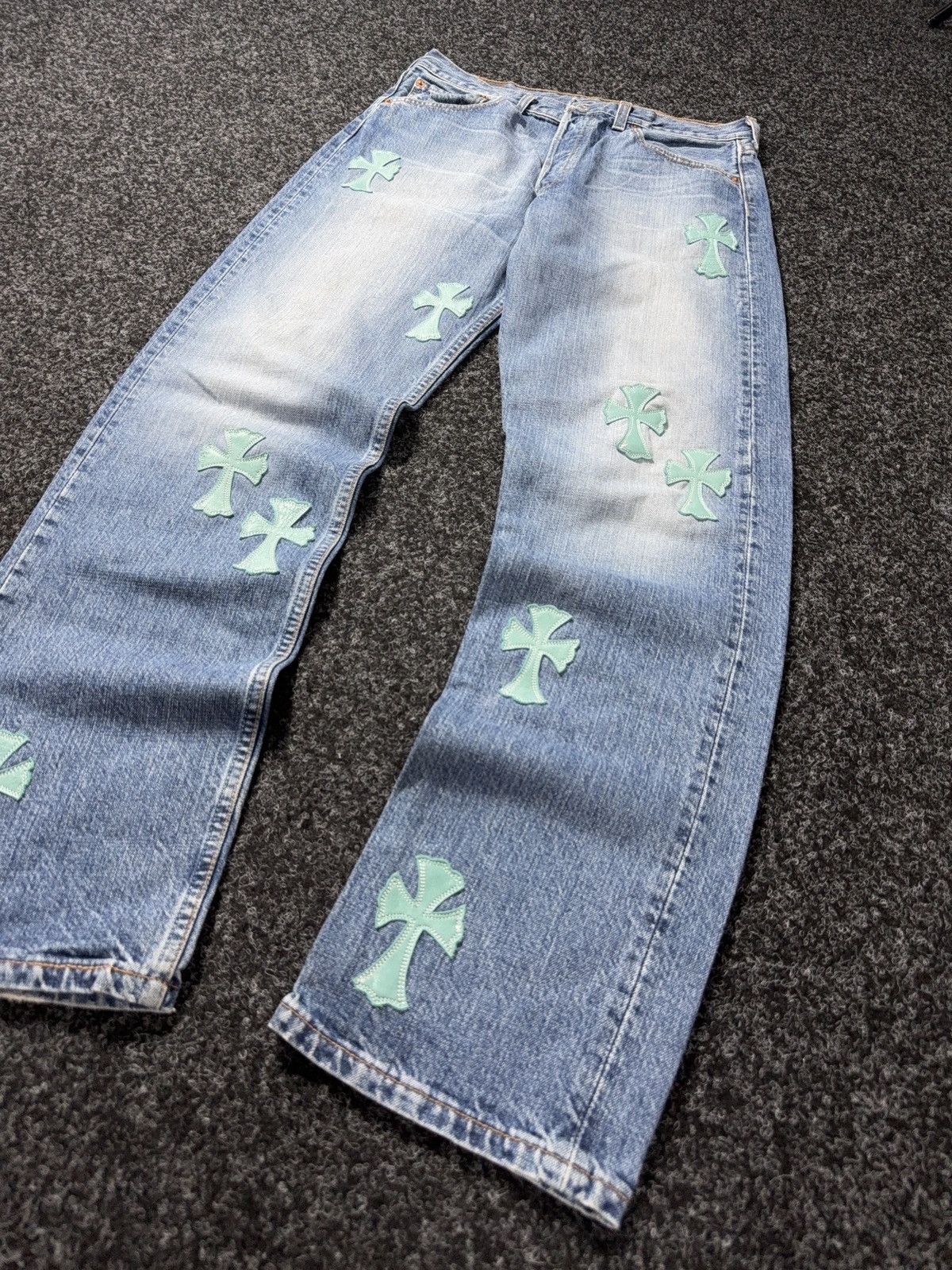 Levi's Vintage💥 90s ‼️Custom Chrome Hearts Style Cross Denim Jeans Size US 32 / EU 48 - 3 Thumbnail